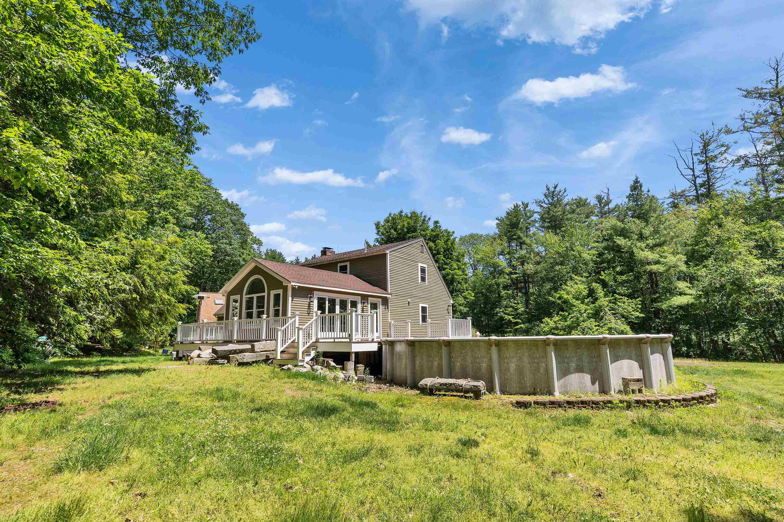 Mont Vernon, New Hampshire, 03057, United States, 3 Bedrooms Bedrooms, ,2 BathroomsBathrooms,Residential,For Sale,1868452