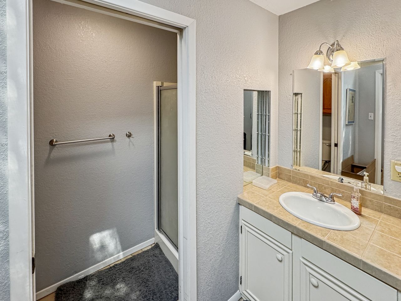 Carlsbad, New Mexico, 88220, United States, 4 Bedrooms Bedrooms, ,4 BathroomsBathrooms,Residential,For Sale,1980952