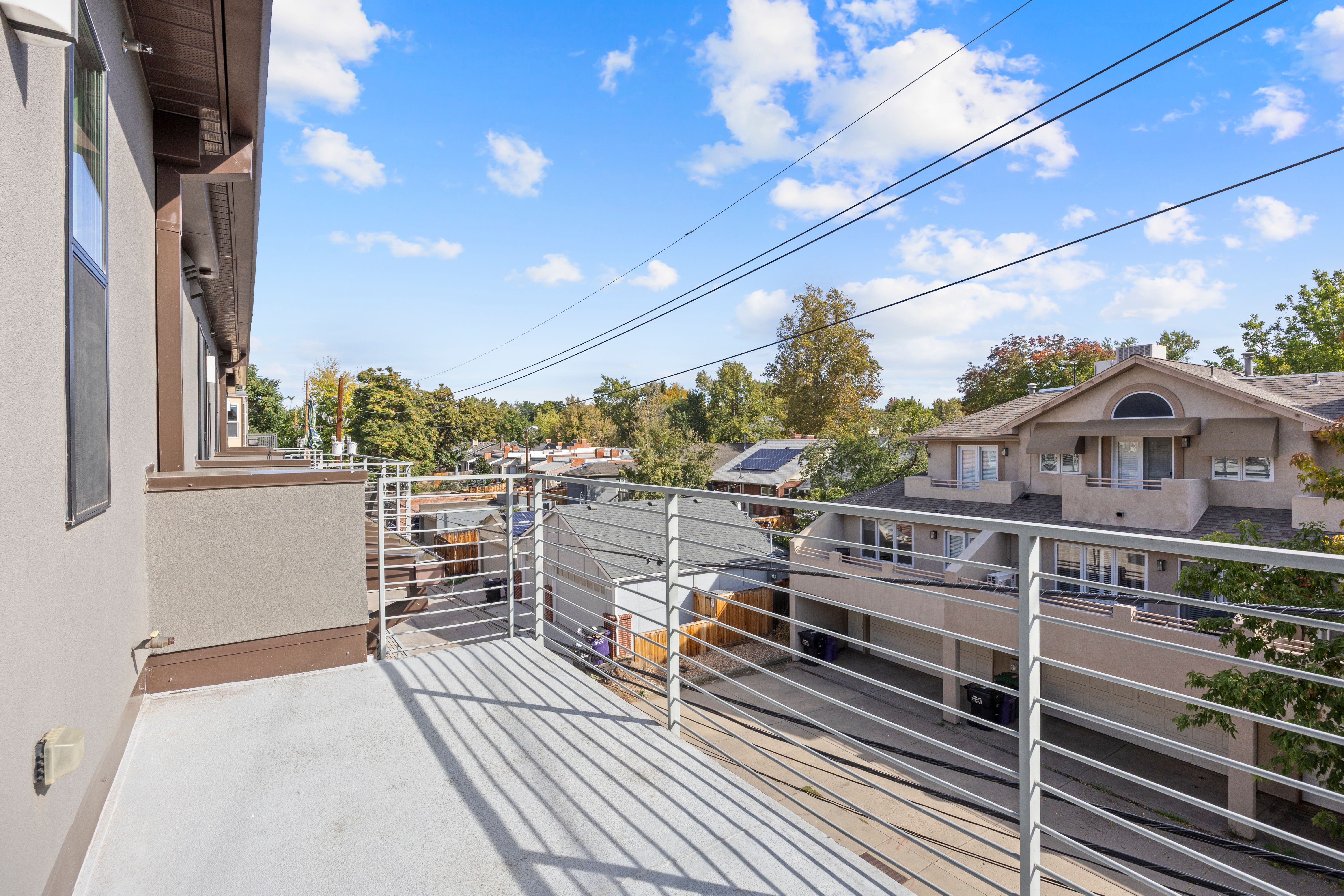  One-of-a-Kind Washington Park Retreat with Private Balcony - 物件實景