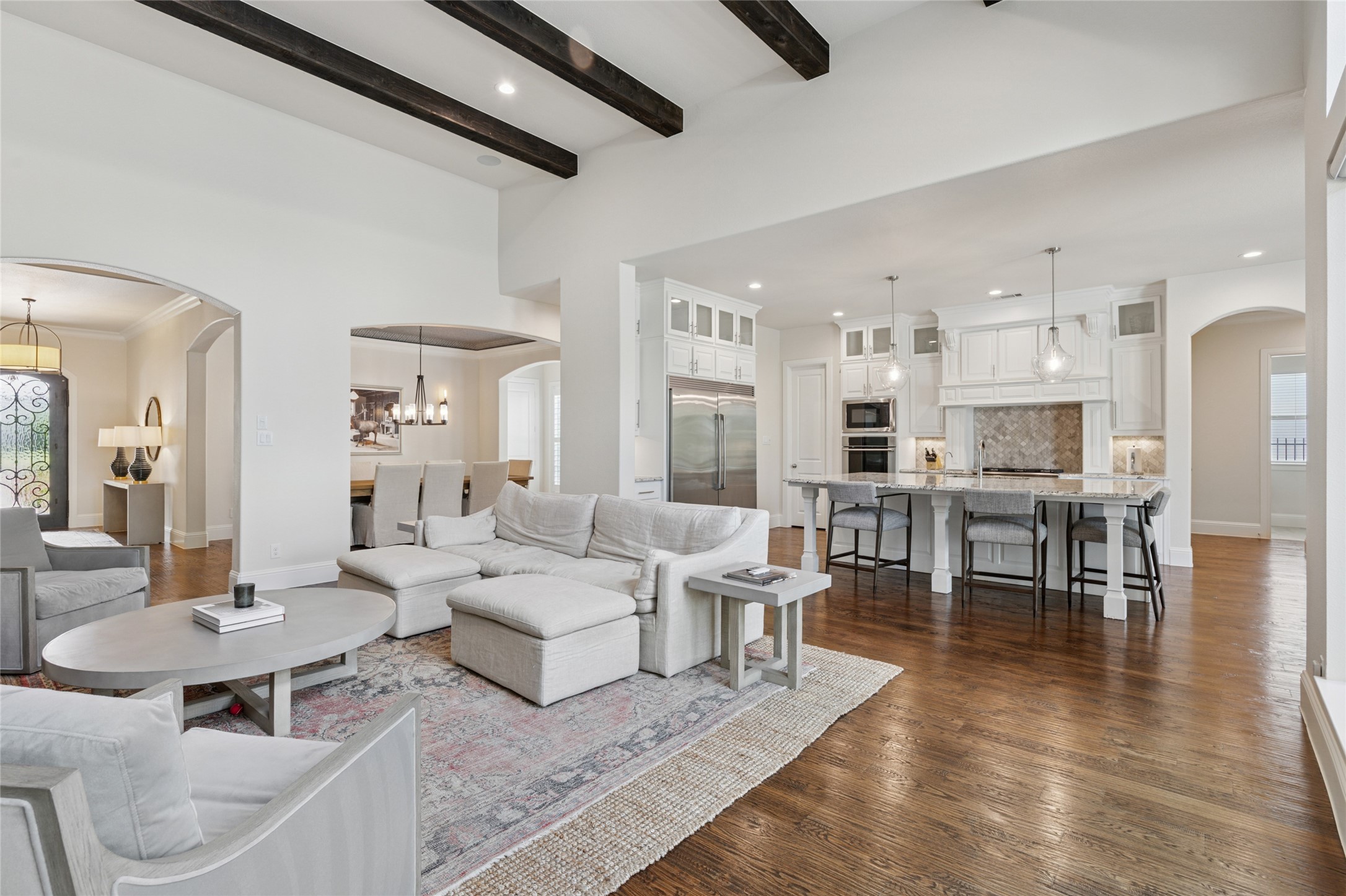 Benbrook, Texas, 76126, United States, 4 Bedrooms Bedrooms, ,5 BathroomsBathrooms,Residential,For Sale,1958044