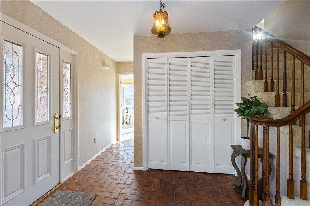 Billings, Montana, 59102, United States, 4 Bedrooms Bedrooms, ,4 BathroomsBathrooms,Residential,For Sale,2007811