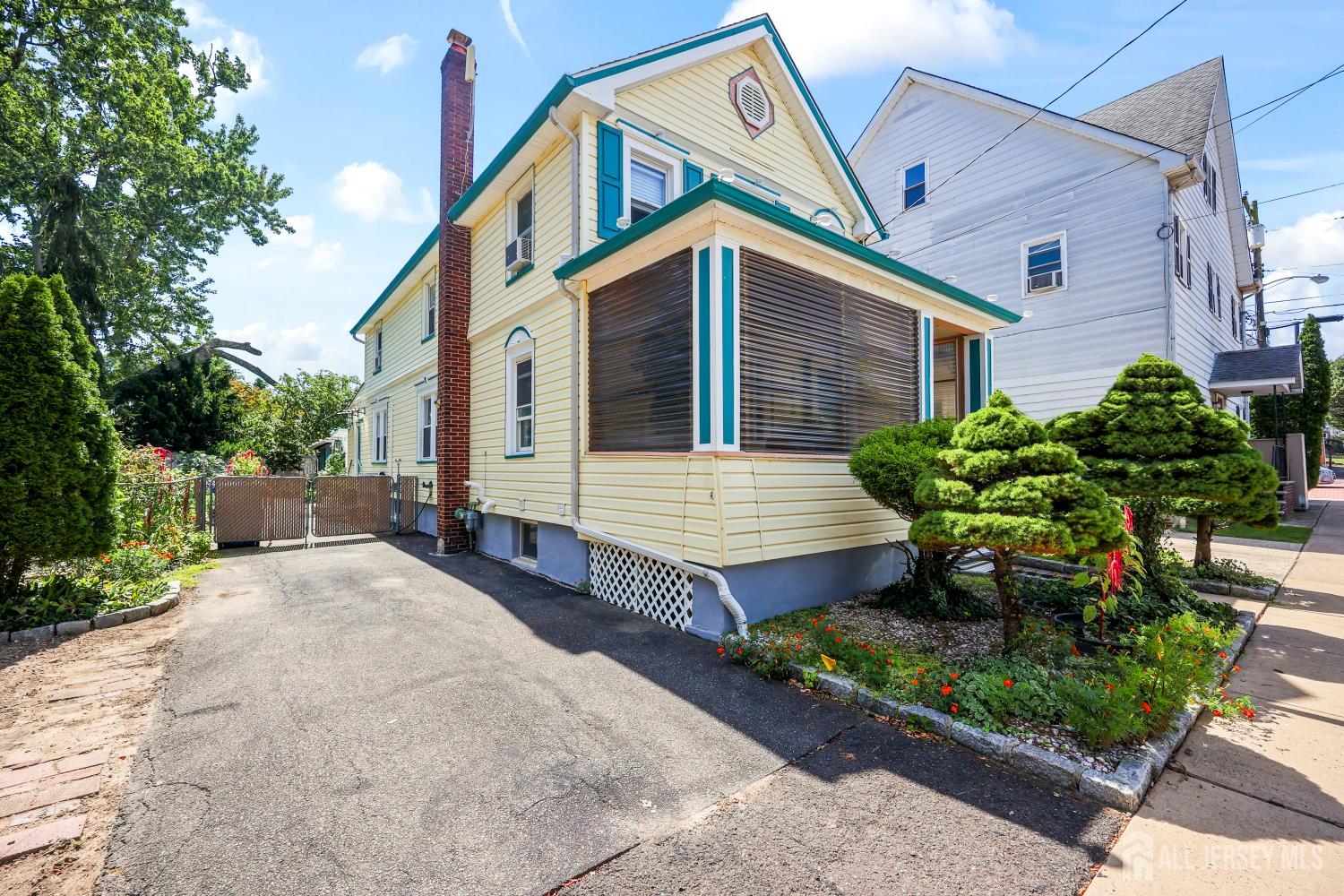 South Amboy, New Jersey, 08879, United States, 4 Bedrooms Bedrooms, ,3 BathroomsBathrooms,Residential,For Sale,1829503