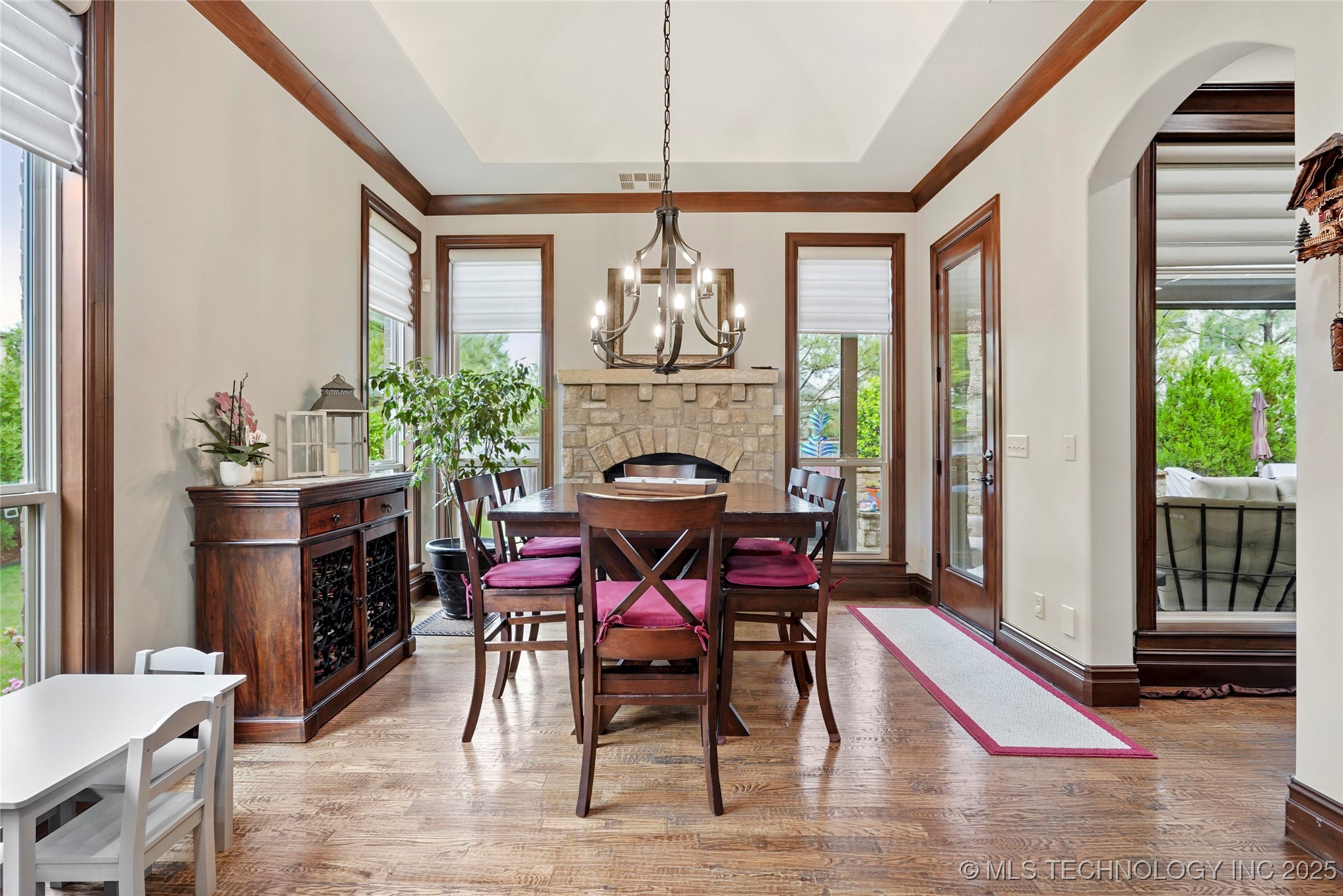 Broken Arrow, Oklahoma, 74011, United States, 5 Bedrooms Bedrooms, ,5 BathroomsBathrooms,Residential,For Sale,1793326