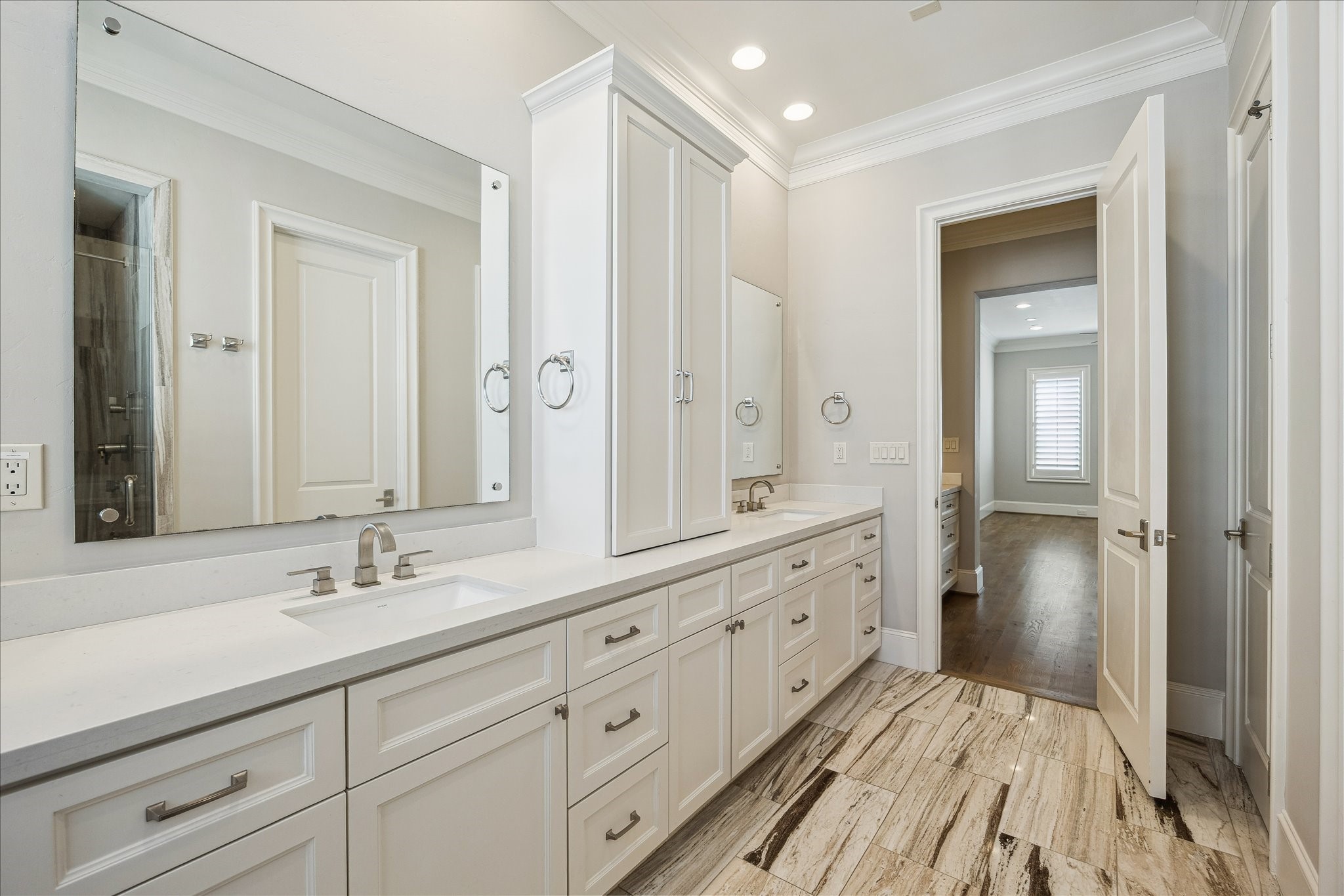  5327 Paseo Caceres Drive - 物件實景