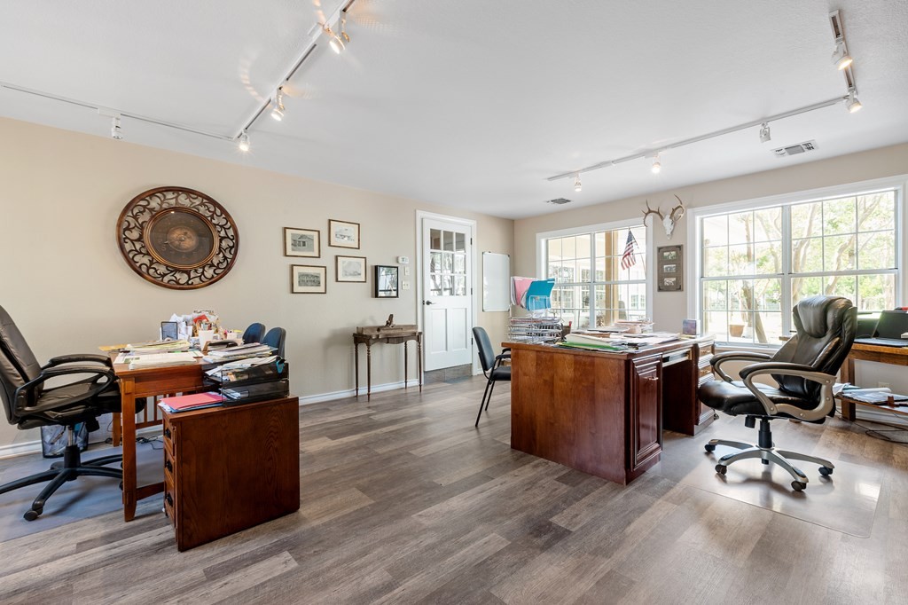 405 405 Frederick Rd, Fredericksburg, Texas, 78624, United States, 5 Bedrooms Bedrooms, ,5 BathroomsBathrooms,Residential,For Sale,405 405 Frederick Rd,1413377
