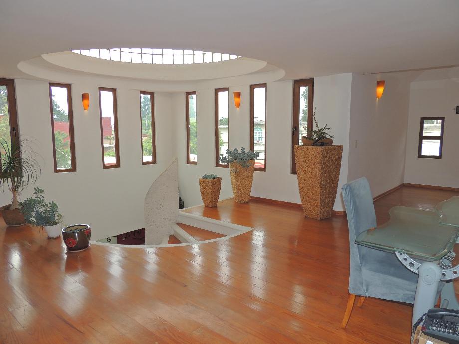 INSURGENTES, Metepec, Estado de méxico, 52172, Mexico, 4 Bedrooms Bedrooms, ,4 BathroomsBathrooms,Residential,For Sale,INSURGENTES,1628764