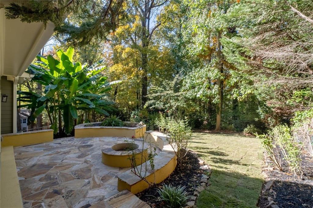 Decatur, Georgia, 30033, United States, 4 Bedrooms Bedrooms, ,4 BathroomsBathrooms,Residential,For Sale,1989134