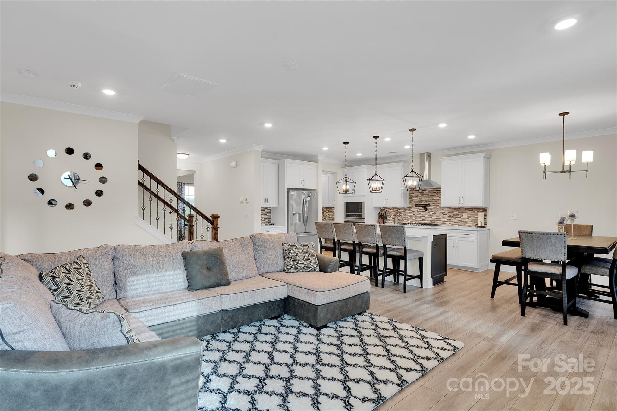 Concord, North Carolina, 28025, United States, 5 Bedrooms Bedrooms, ,4 BathroomsBathrooms,Residential,For Sale,1927846