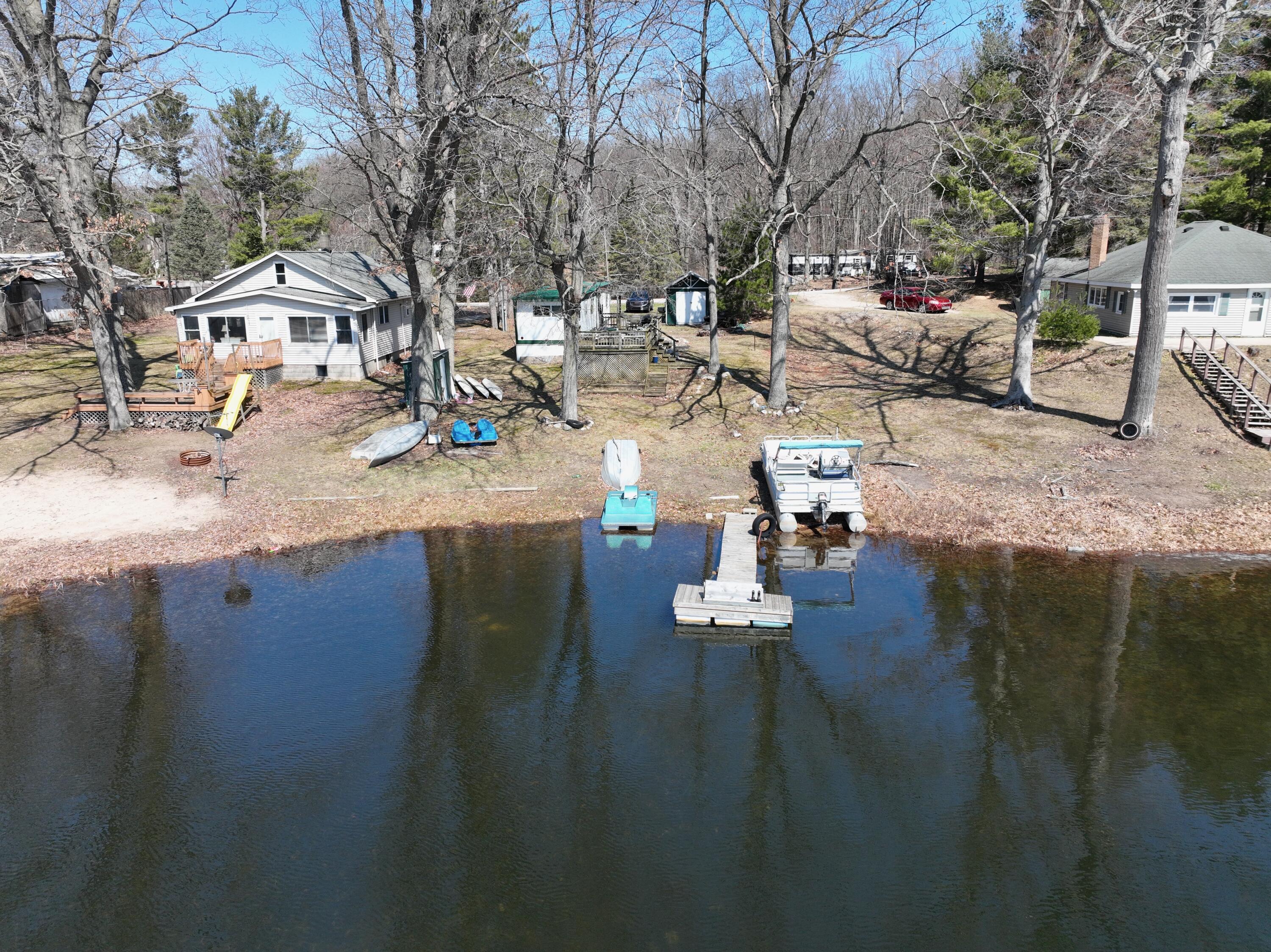 High Tower Lake Rd, Hesperia, MI 49421
