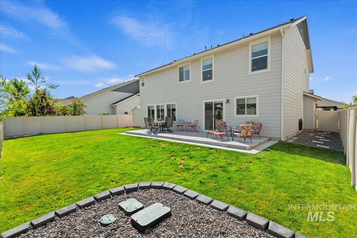 Meridian, Idaho, 83646, United States, 4 Bedrooms Bedrooms, ,3 BathroomsBathrooms,Residential,For Sale,1906214