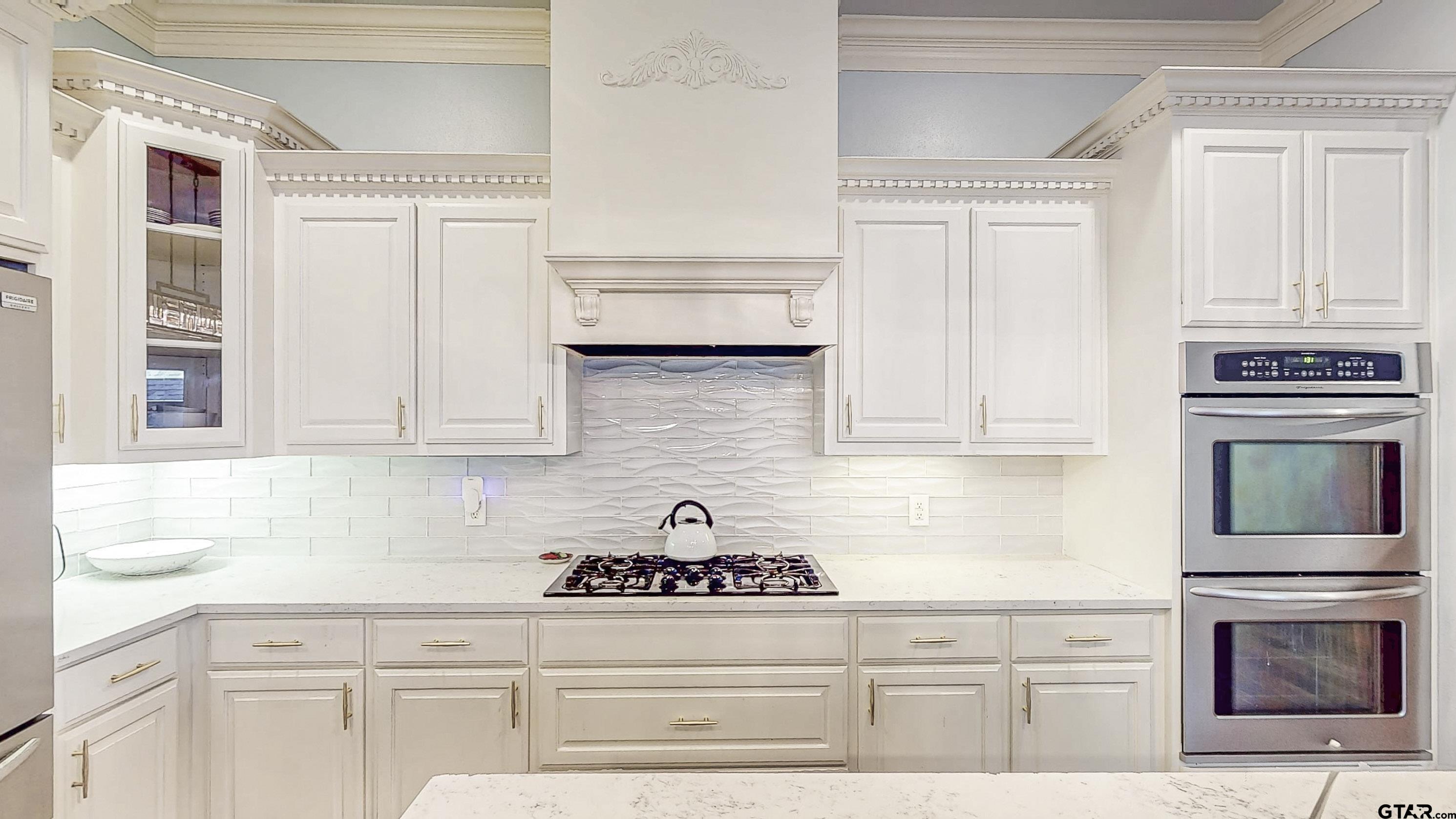 Tyler, Texas, 75703, United States, 5 Bedrooms Bedrooms, ,5 BathroomsBathrooms,Residential,For Sale,1901278