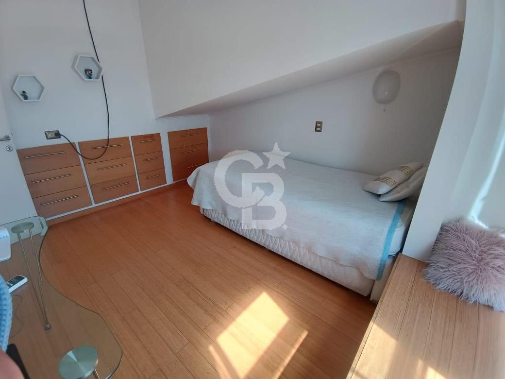 Puerto Montt, Chile, 5 Bedrooms Bedrooms, ,3 BathroomsBathrooms,Residential,For Sale,1998217