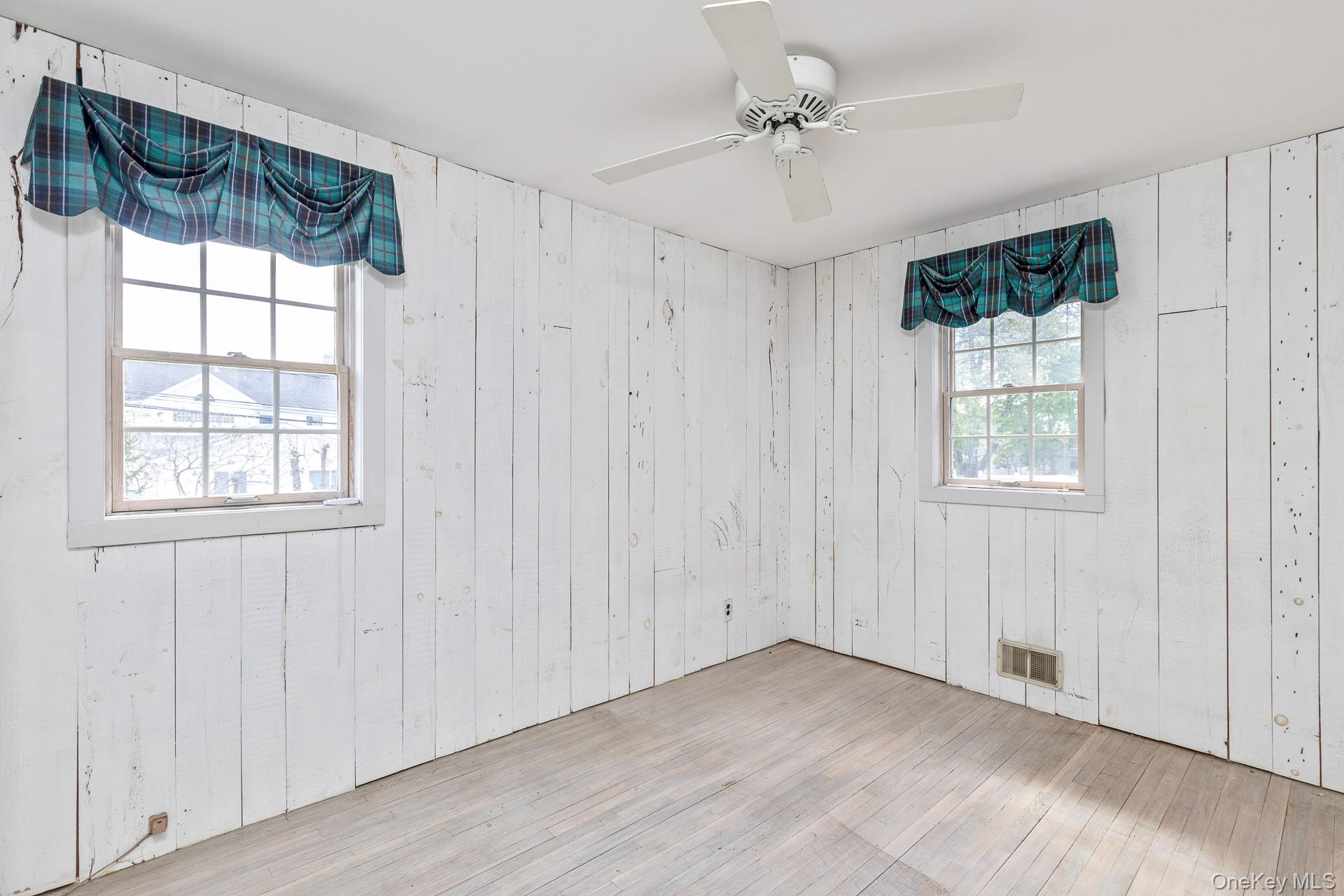  10 Fortune Court, Commack, NY, 11725 - 物件實景