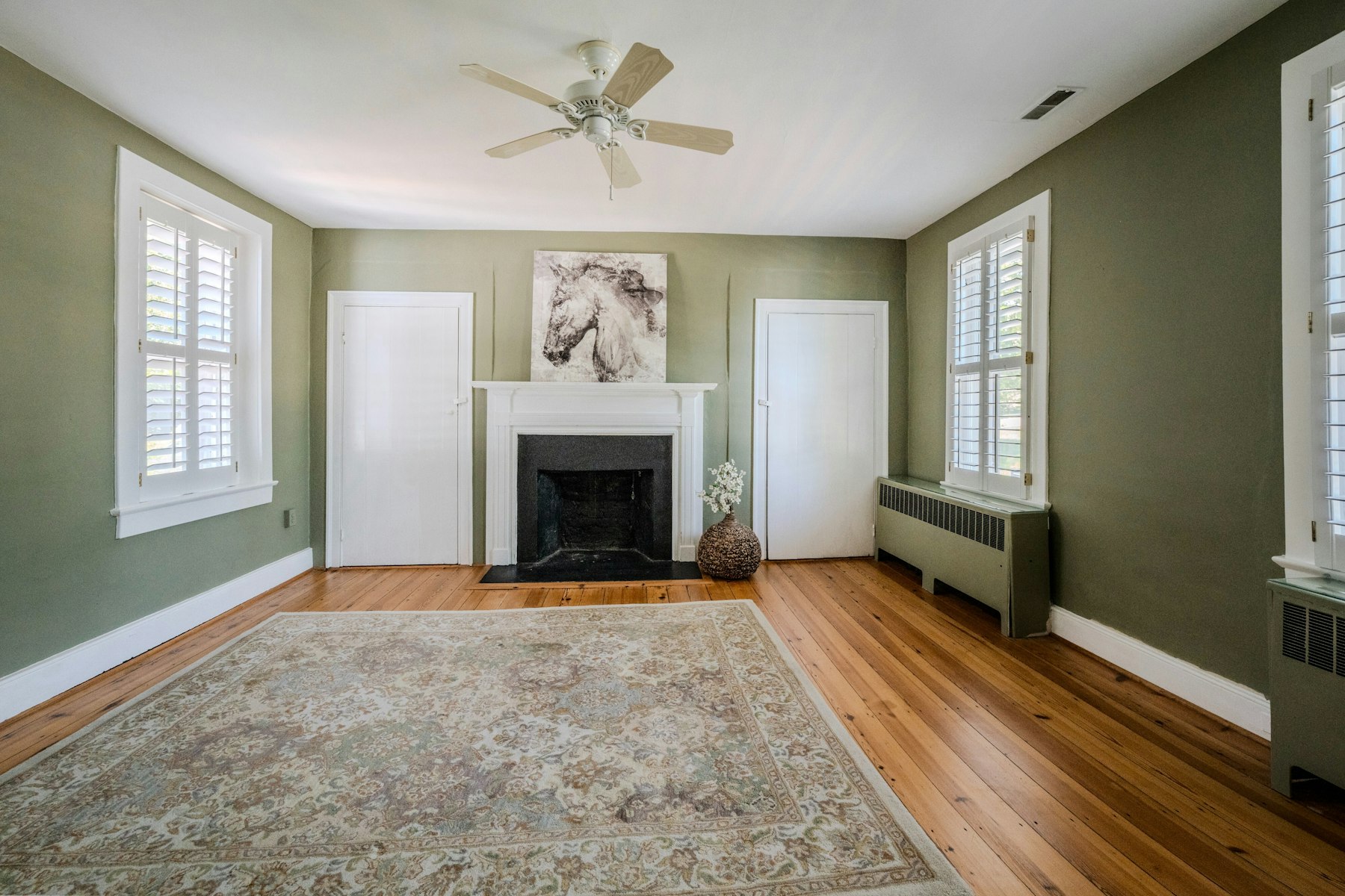  208 Edwards Ferry Road NE, Leesburg, VA, 20176 - 物件實景