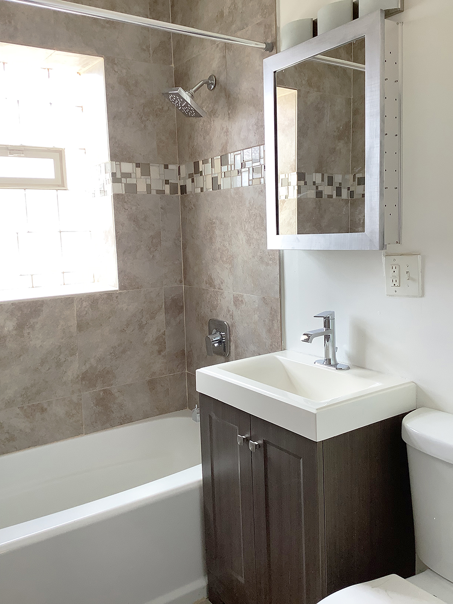 Chicago, Illinois, 60620, United States, 14 Bedrooms Bedrooms, ,4 BathroomsBathrooms,Residential,For Sale,1983159