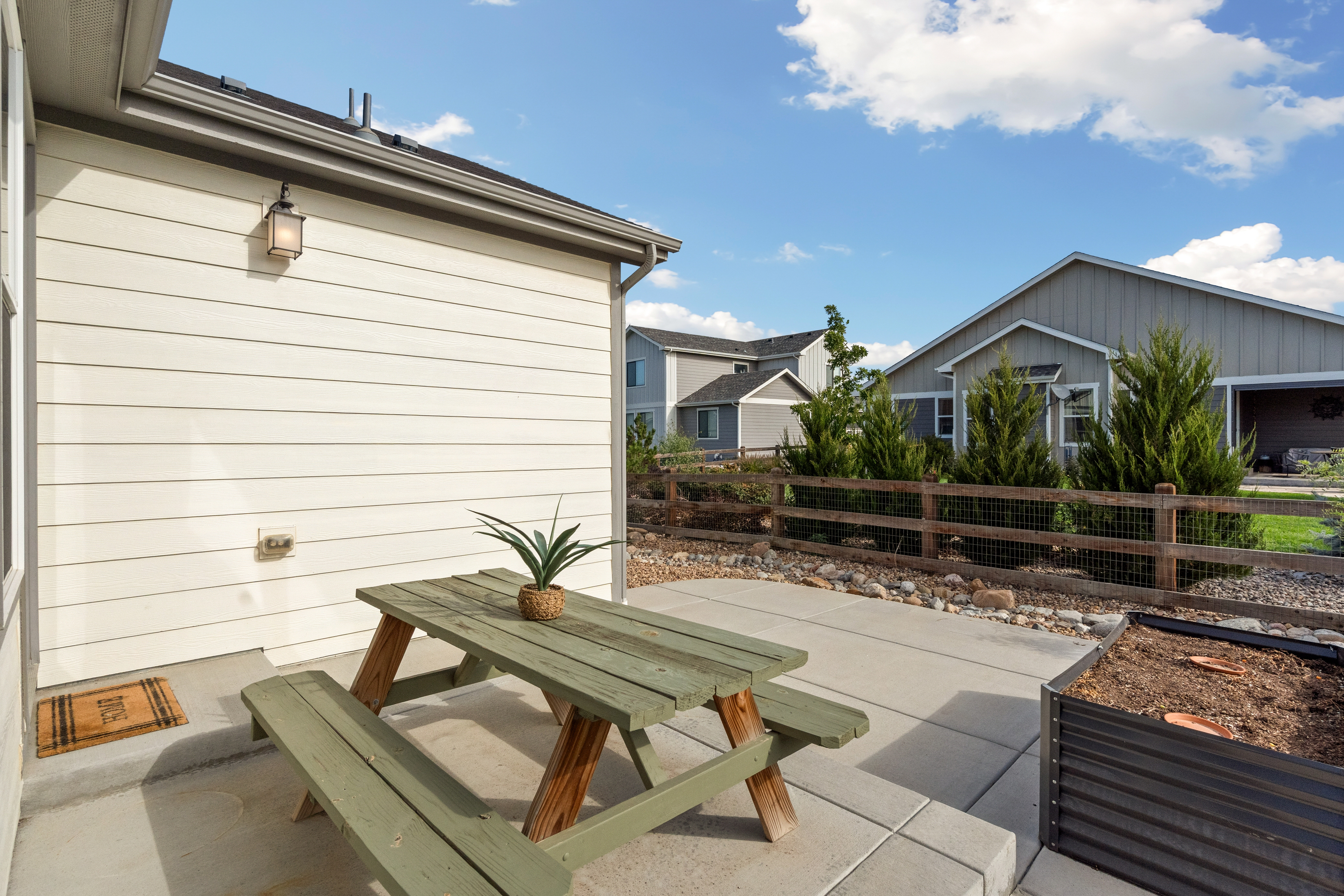  So Much to Love in This 2020-Built Loveland Ranch - 物件實景