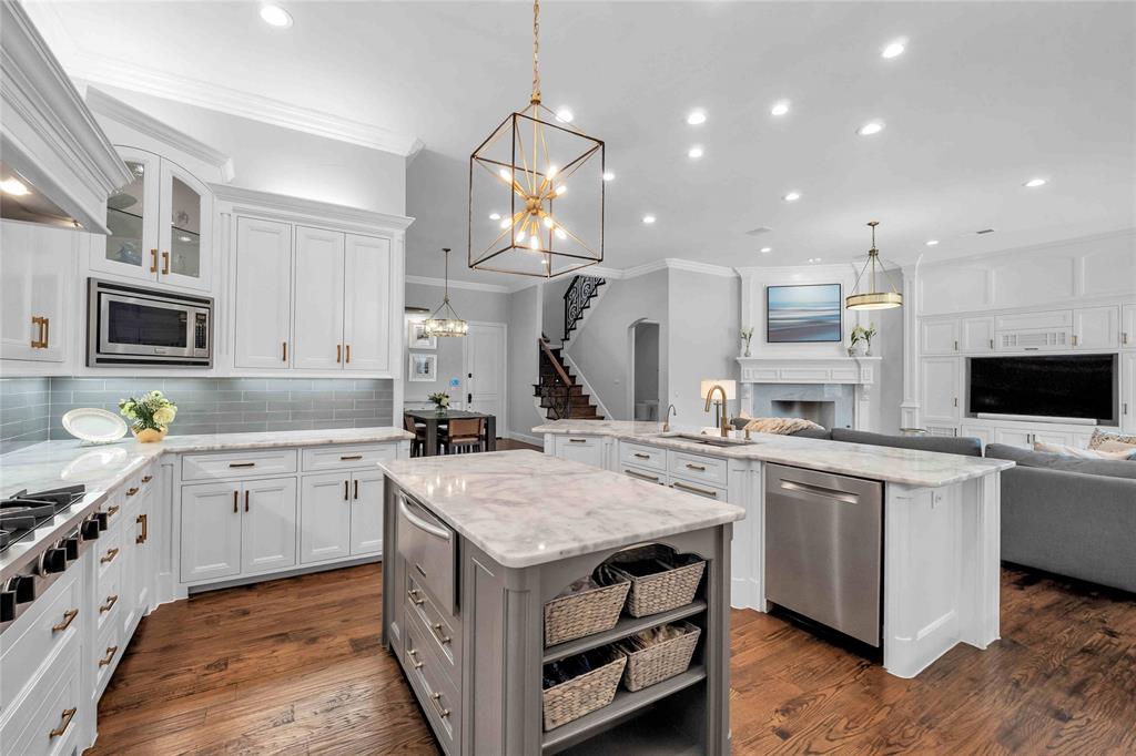 Frisco, Texas, 75034, United States, 4 Bedrooms Bedrooms, ,4 BathroomsBathrooms,Residential,For Sale,1938538