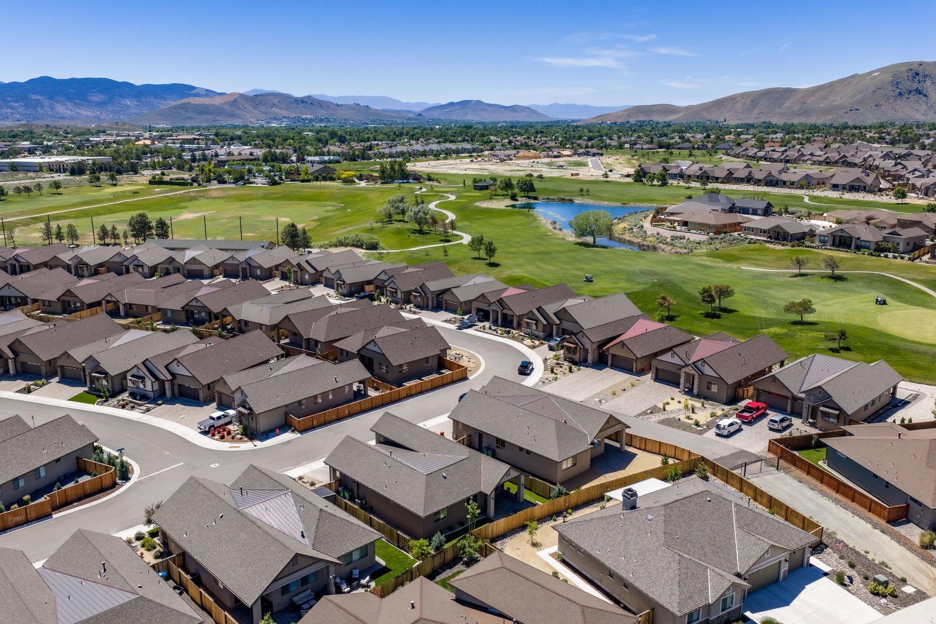  Built in 2024, Single level home minutes away from Silver Oak golf course - 物件實景