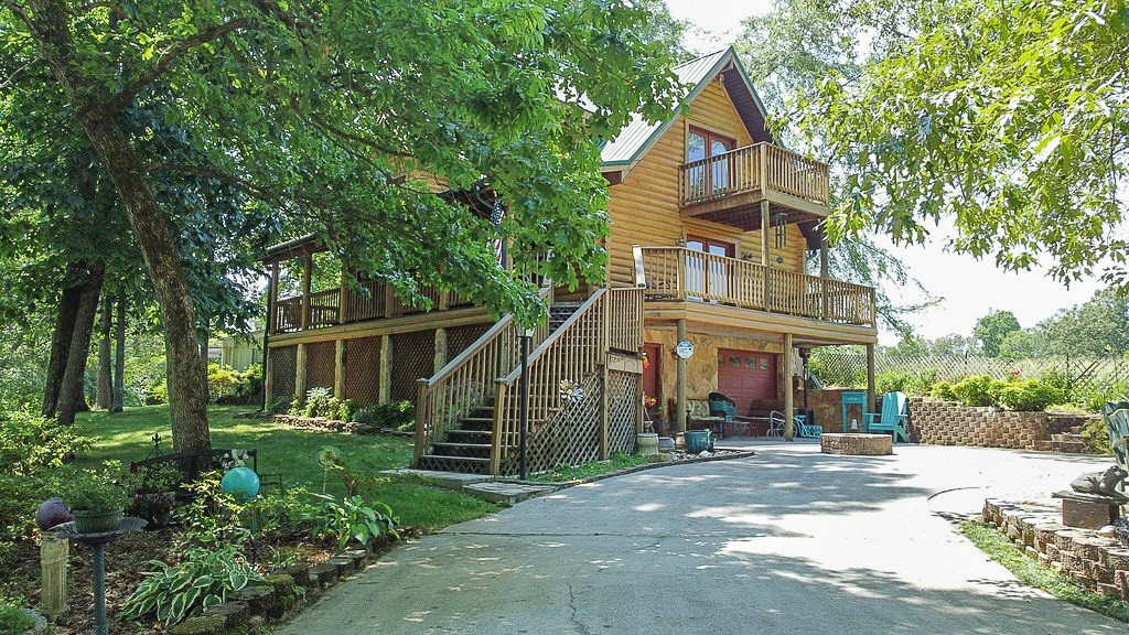 Sevierville, Tennessee, 37876, United States, 2 Bedrooms Bedrooms, ,2 BathroomsBathrooms,Residential,For Sale,1976513