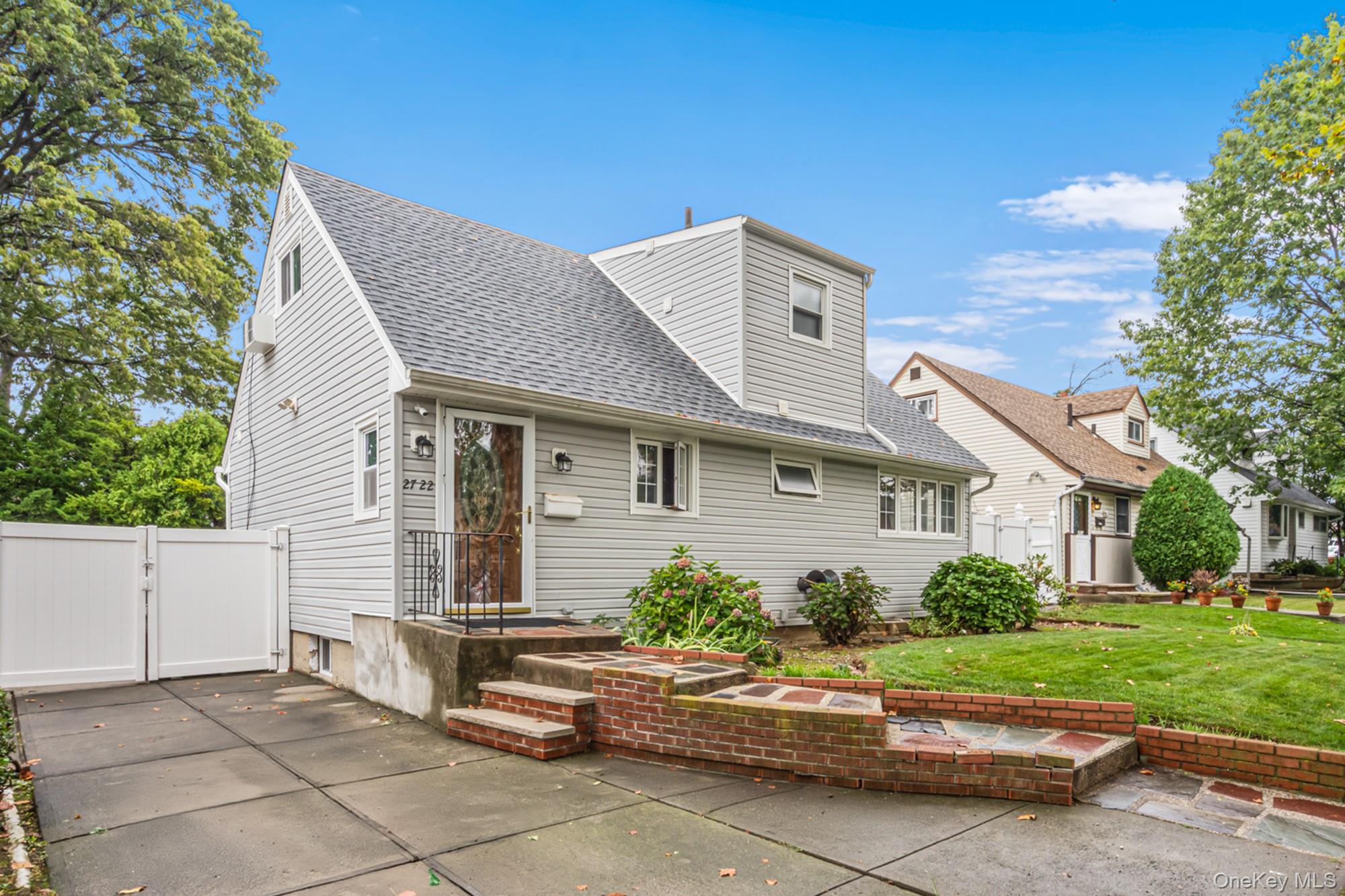  27-22 Bayside Lane, Flushing, NY, 11358 - 物件實景