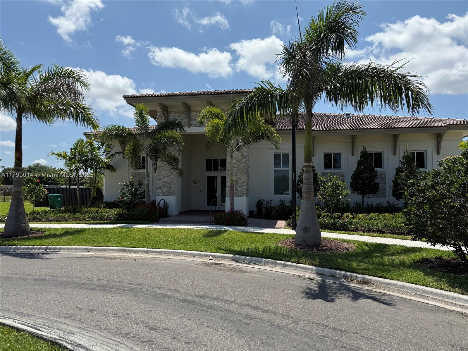 Miami, Florida, 33167, United States, 3 Bedrooms Bedrooms, ,3 BathroomsBathrooms,Residential,For Sale,1805021