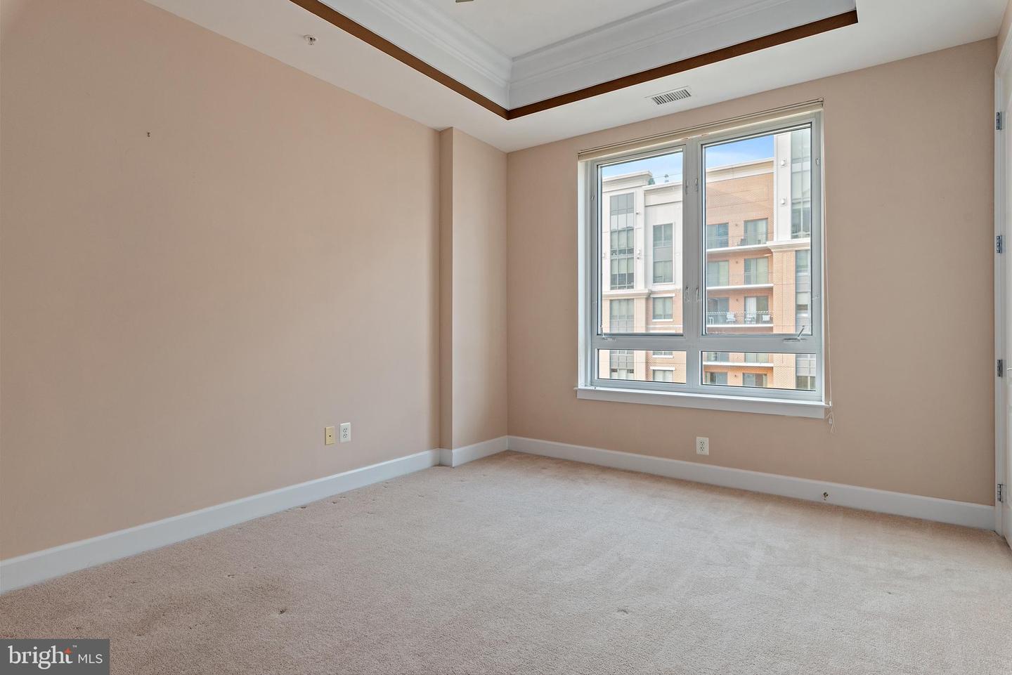 Annapolis, Maryland, 21401, United States, 2 Bedrooms Bedrooms, ,2 BathroomsBathrooms,Residential,For Sale,1848814