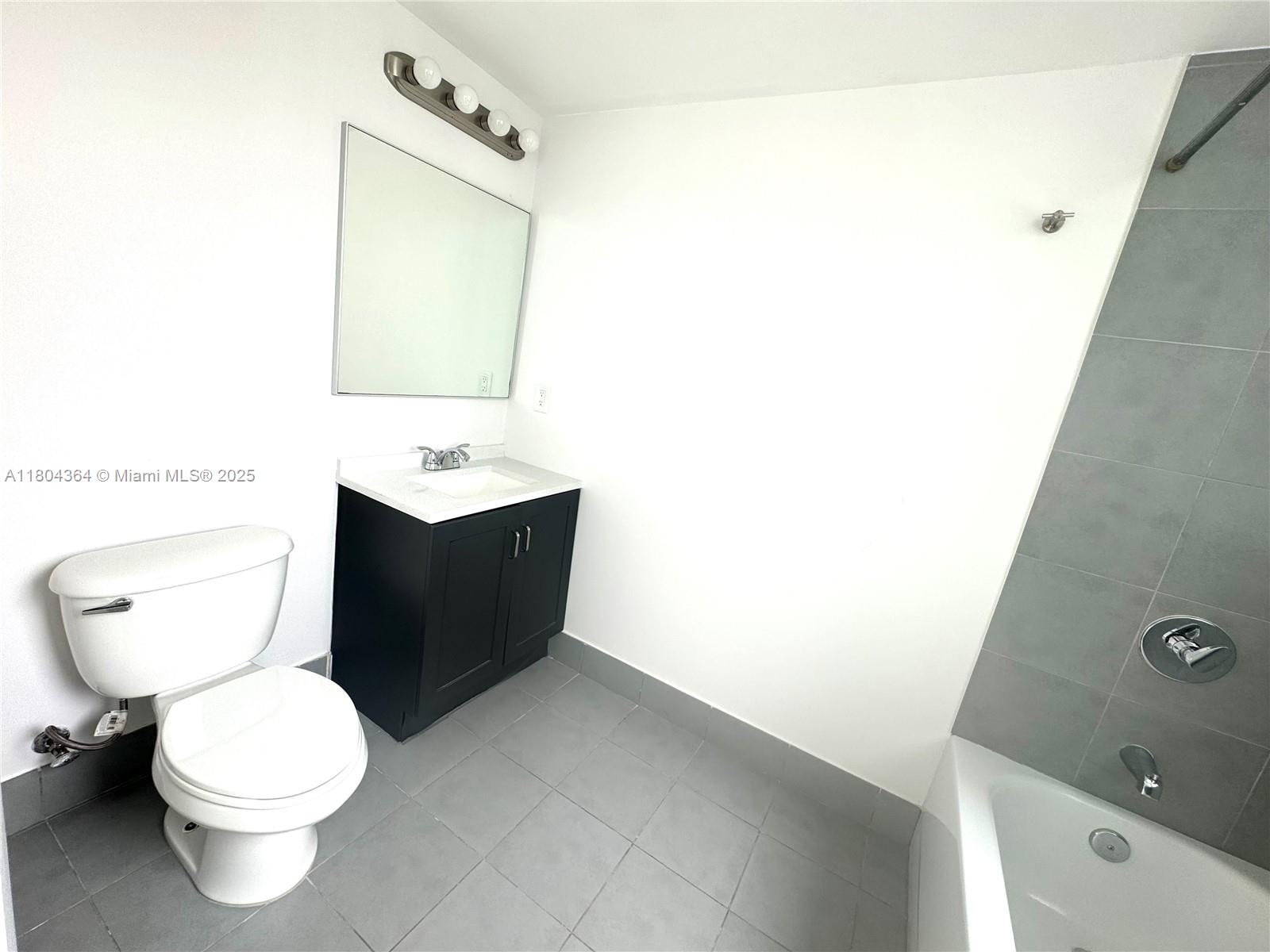 Miami, Florida, 33130, United States, 2 Bedrooms Bedrooms, ,3 BathroomsBathrooms,Residential,For Sale,1849897