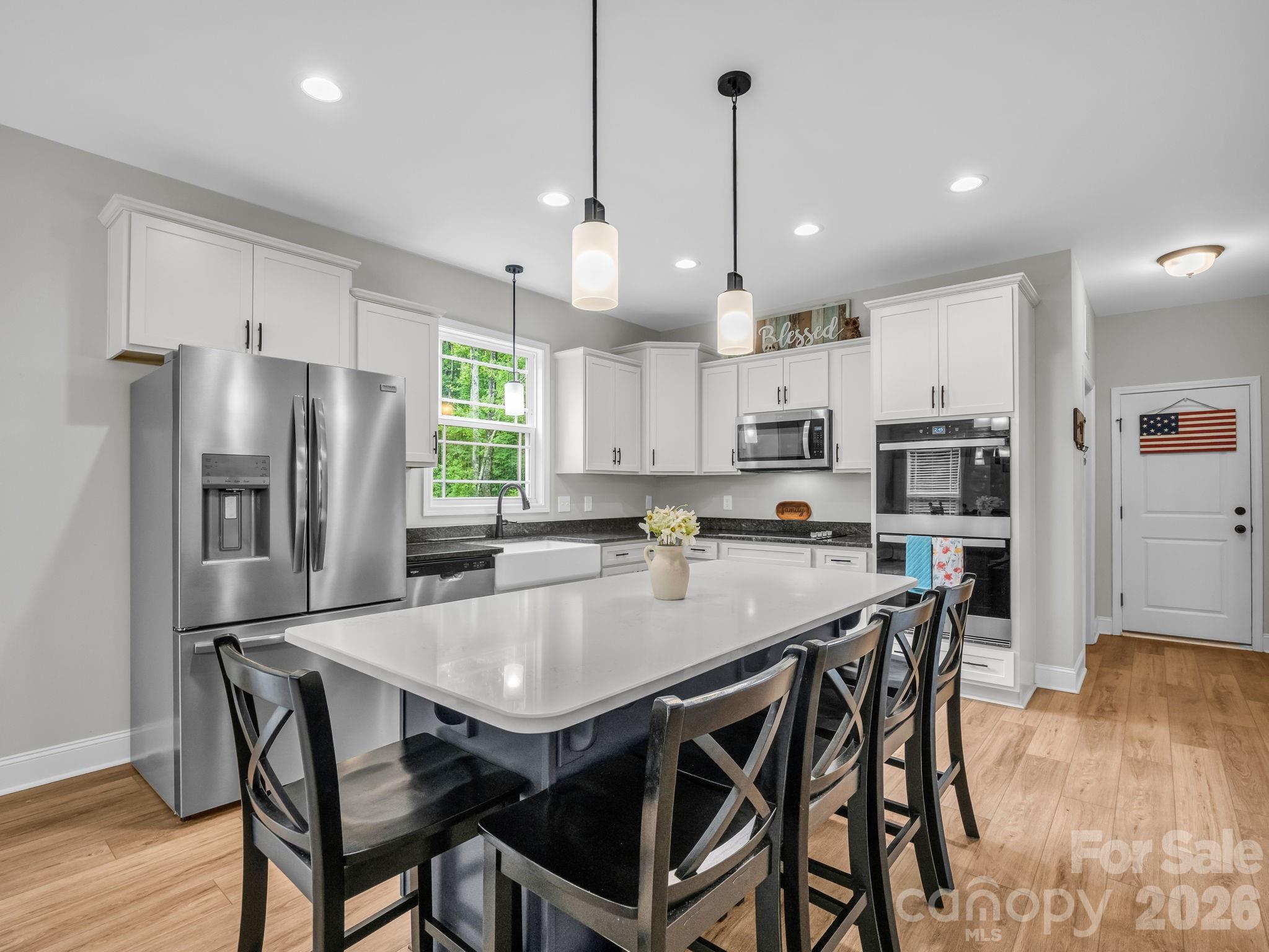 Lincolnton, North Carolina, 28092, United States, 5 Bedrooms Bedrooms, ,3 BathroomsBathrooms,Residential,For Sale,2049314