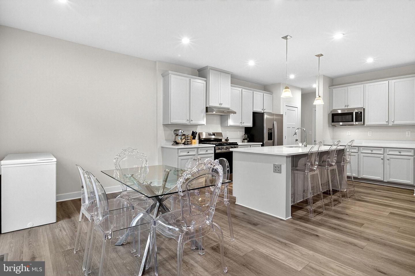 LEWES, Delaware, 19958, United States, 3 Bedrooms Bedrooms, ,4 BathroomsBathrooms,Residential,For Sale,1988881