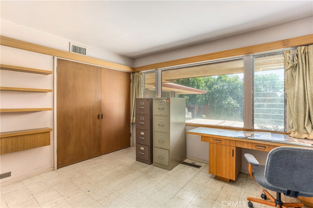 Redlands, California, 92373, United States, 4 Bedrooms Bedrooms, ,1 BathroomBathrooms,Residential,For Sale,1899993
