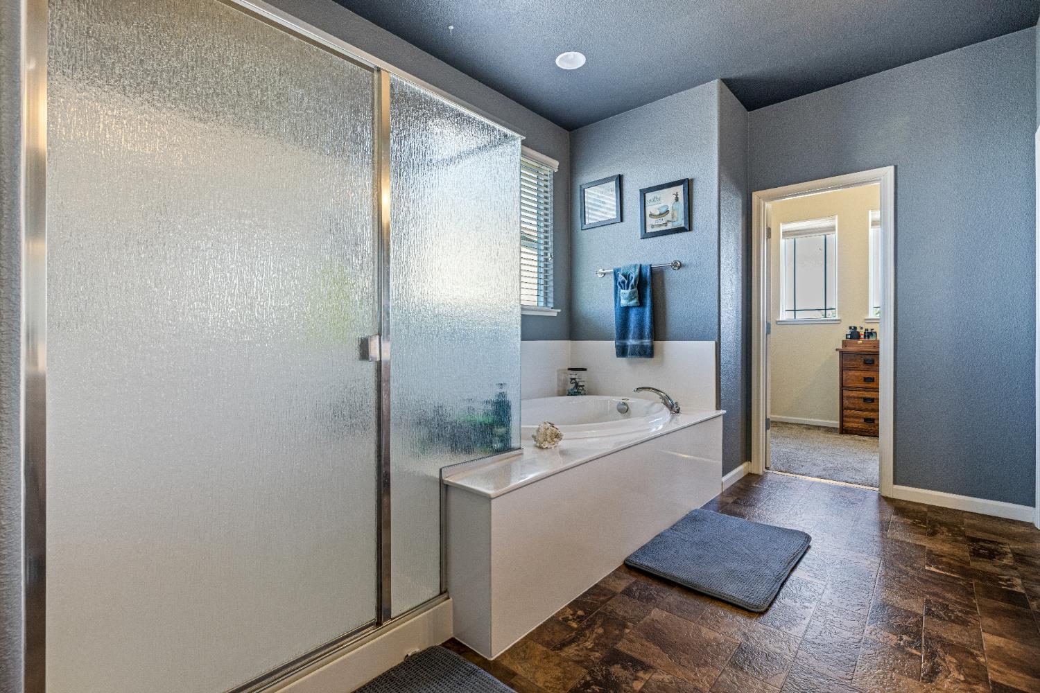 Manteca, California, 95337, United States, 4 Bedrooms Bedrooms, ,4 BathroomsBathrooms,Residential,For Sale,1977472