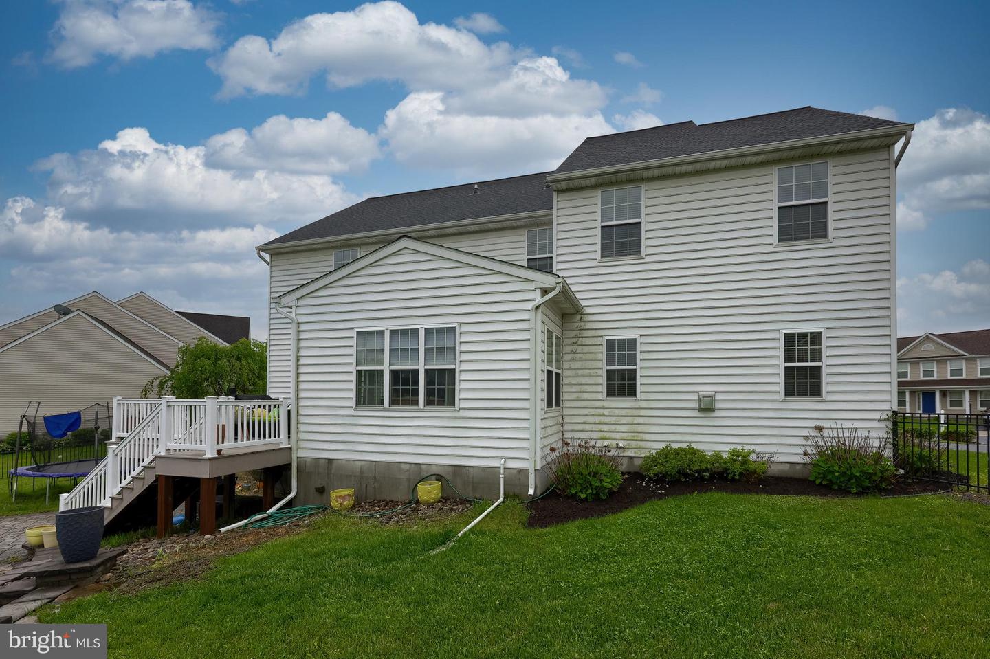 Palmyra, Pennsylvania, 17078, United States, 5 Bedrooms Bedrooms, ,3 BathroomsBathrooms,Residential,For Sale,1827180