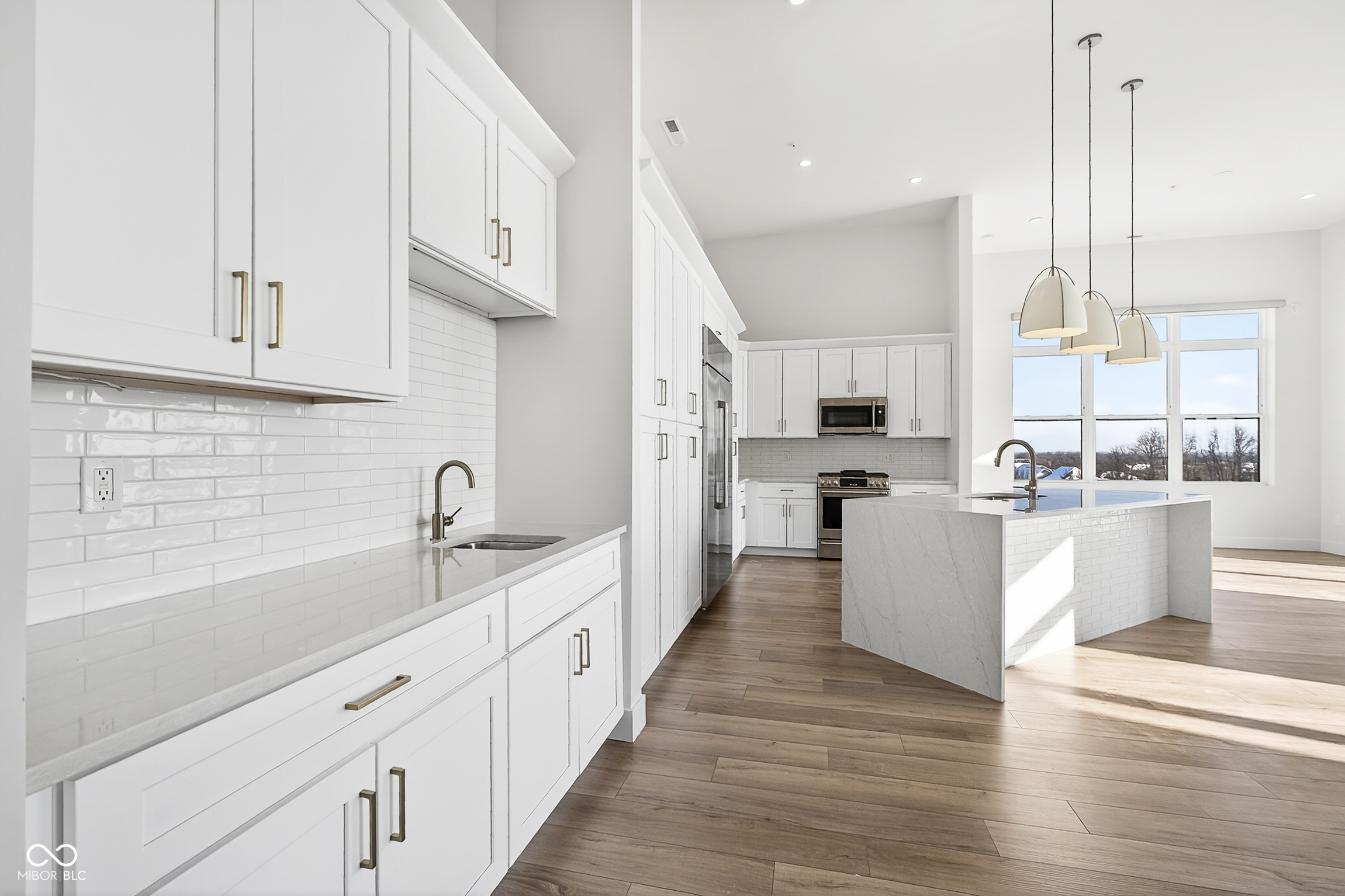 Carmel, Indiana, 46032, United States, 2 Bedrooms Bedrooms, ,3 BathroomsBathrooms,Residential,For Sale,1982806