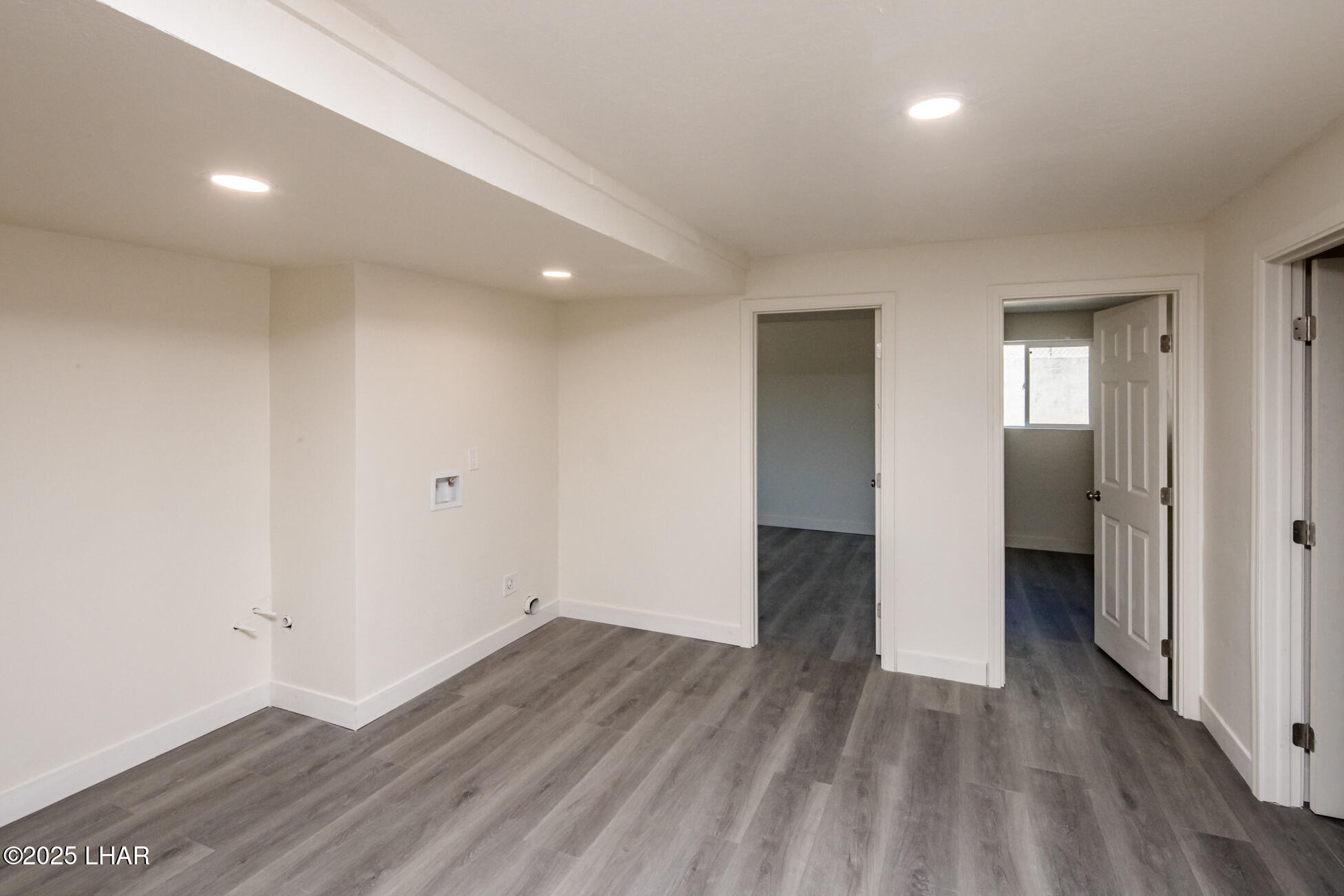Lake Havasu City, Arizona, 86403, United States, 6 Bedrooms Bedrooms, ,2 BathroomsBathrooms,Residential,For Sale,1744753