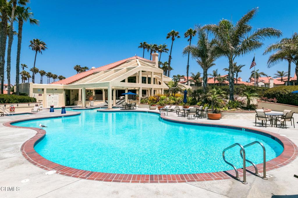 Oxnard, California, 93035, United States, 2 Bedrooms Bedrooms, ,2 BathroomsBathrooms,Residential,For Sale,1926318