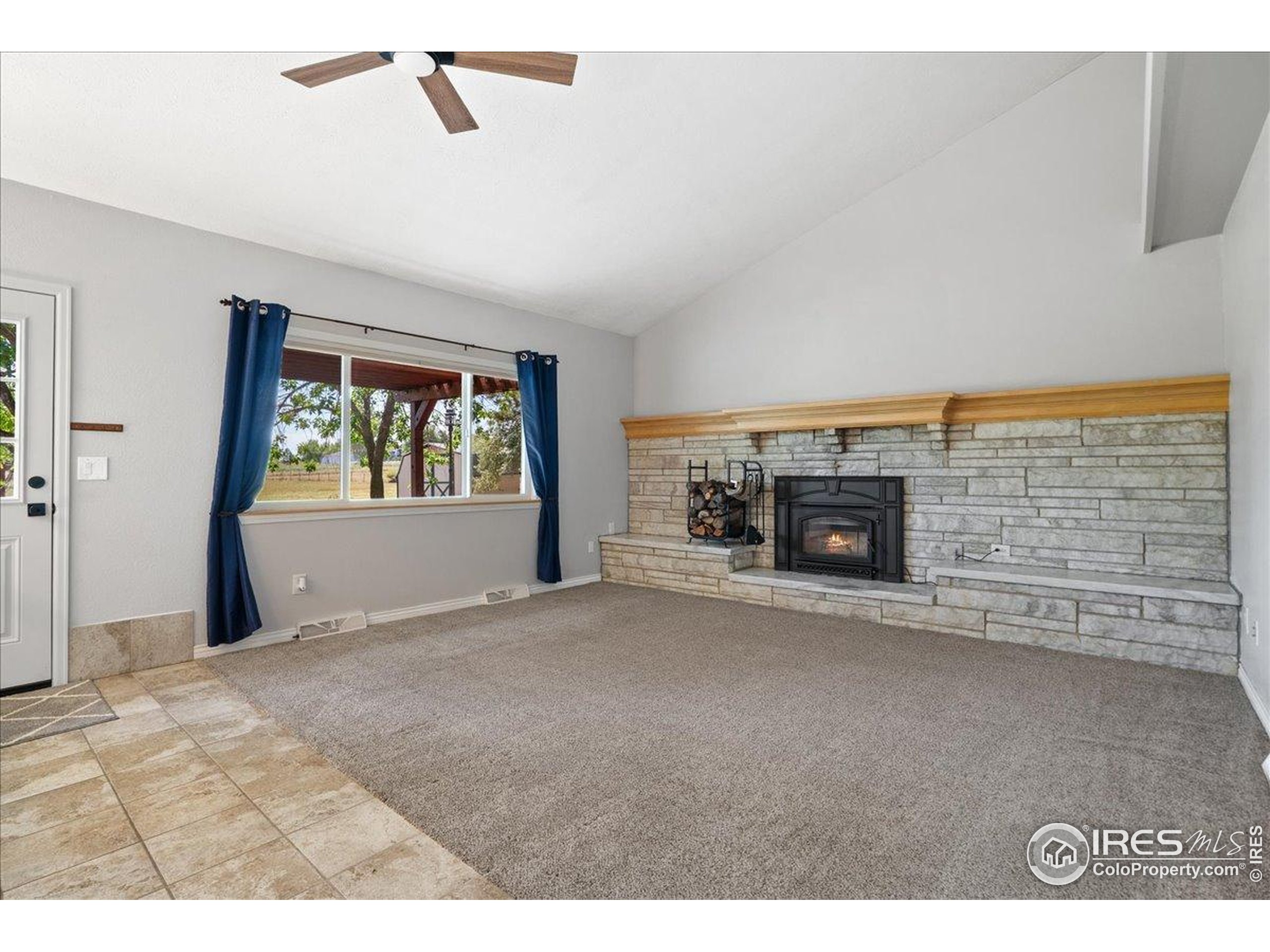 Longmont, Colorado, 80504, United States, 5 Bedrooms Bedrooms, ,1 BathroomBathrooms,Residential,For Sale,1933238