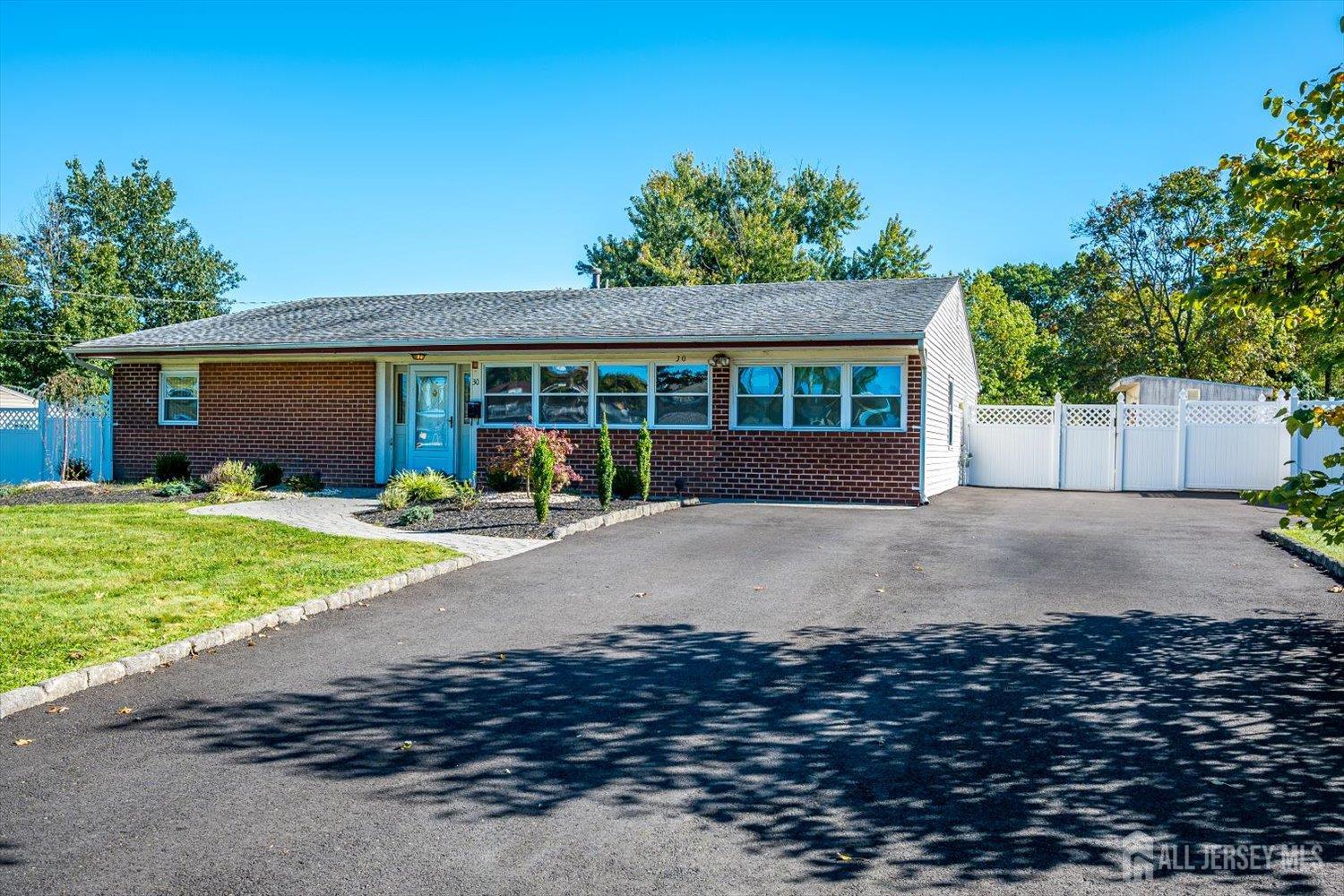 Constable Rd, Kendall Park, NJ 08824 #1