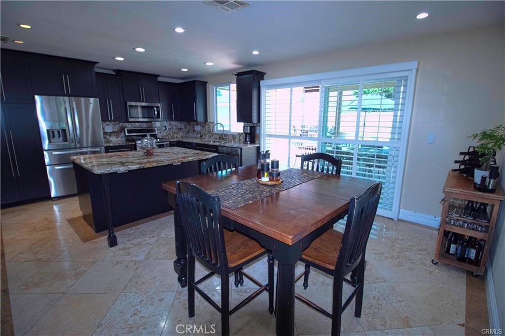 West Hills, California, 91304, United States, 4 Bedrooms Bedrooms, ,2 BathroomsBathrooms,Residential,For Sale,1985770