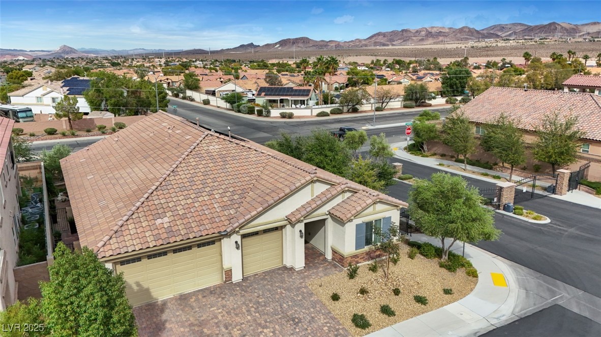 Henderson, Nevada, 89002, United States, 3 Bedrooms Bedrooms, ,3 BathroomsBathrooms,Residential,For Sale,1986221