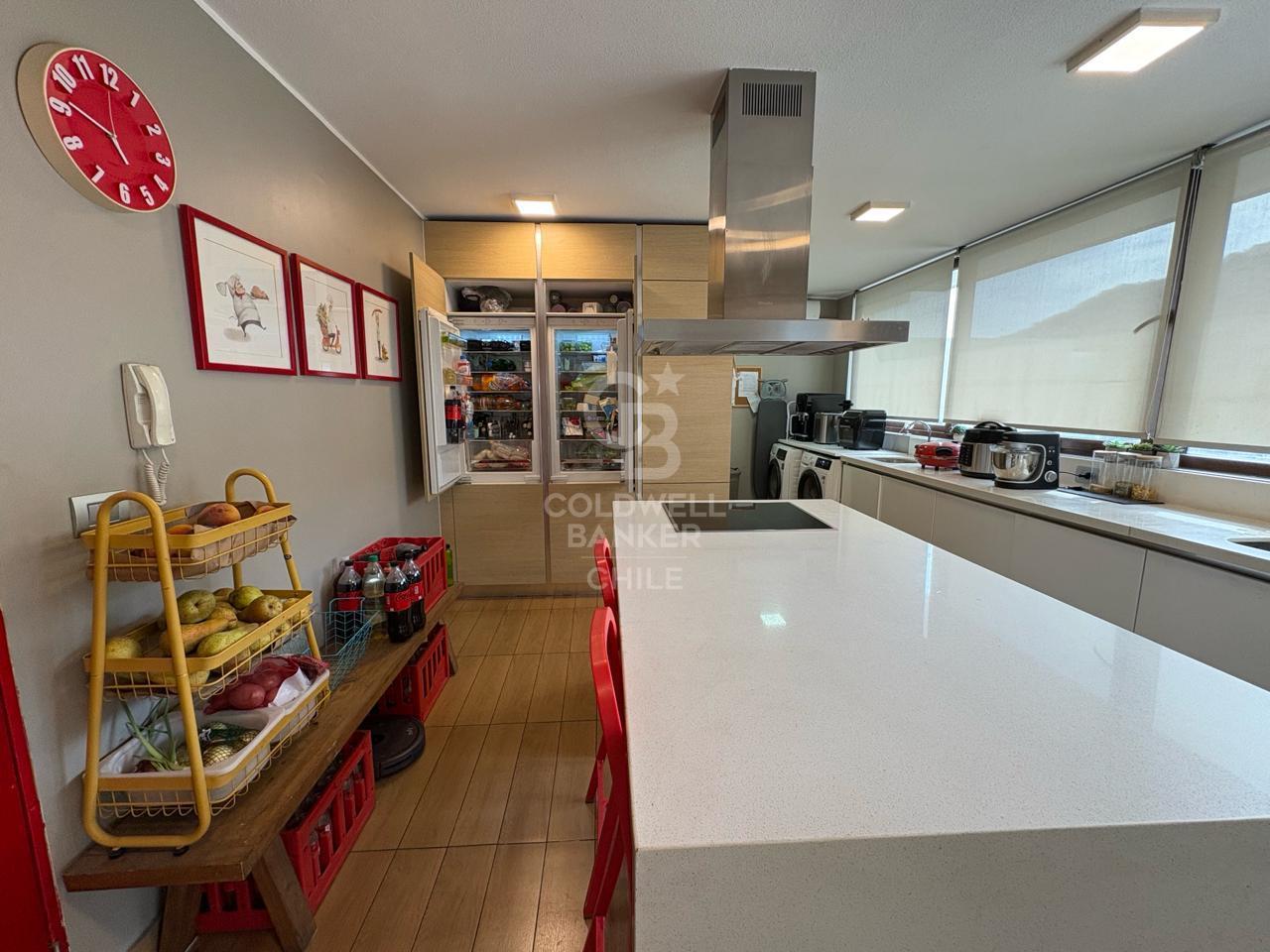 Vitacura, Chile, 3 Bedrooms Bedrooms, ,3 BathroomsBathrooms,Residential,For Sale,1784009