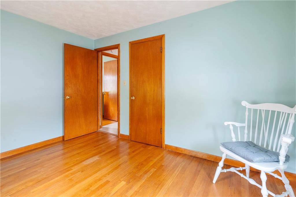 West Warwick, Rhode Island, 02893, United States, 6 Bedrooms Bedrooms, ,2 BathroomsBathrooms,Residential,For Sale,1973795