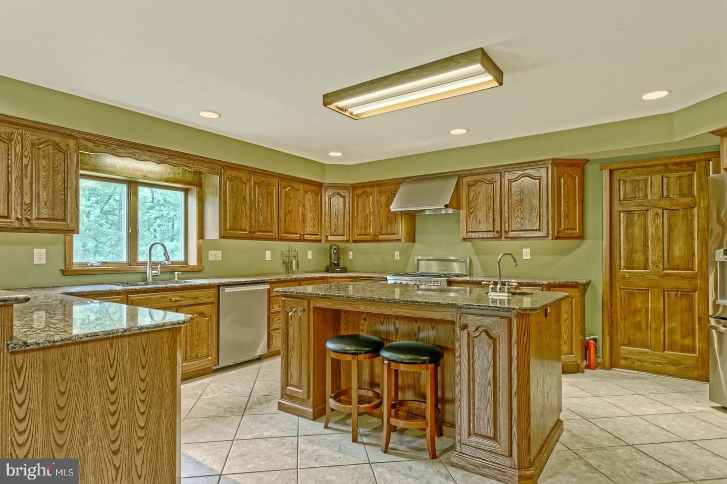 Vineland, New Jersey, 08361, United States, 3 Bedrooms Bedrooms, ,3 BathroomsBathrooms,Residential,For Sale,1827836
