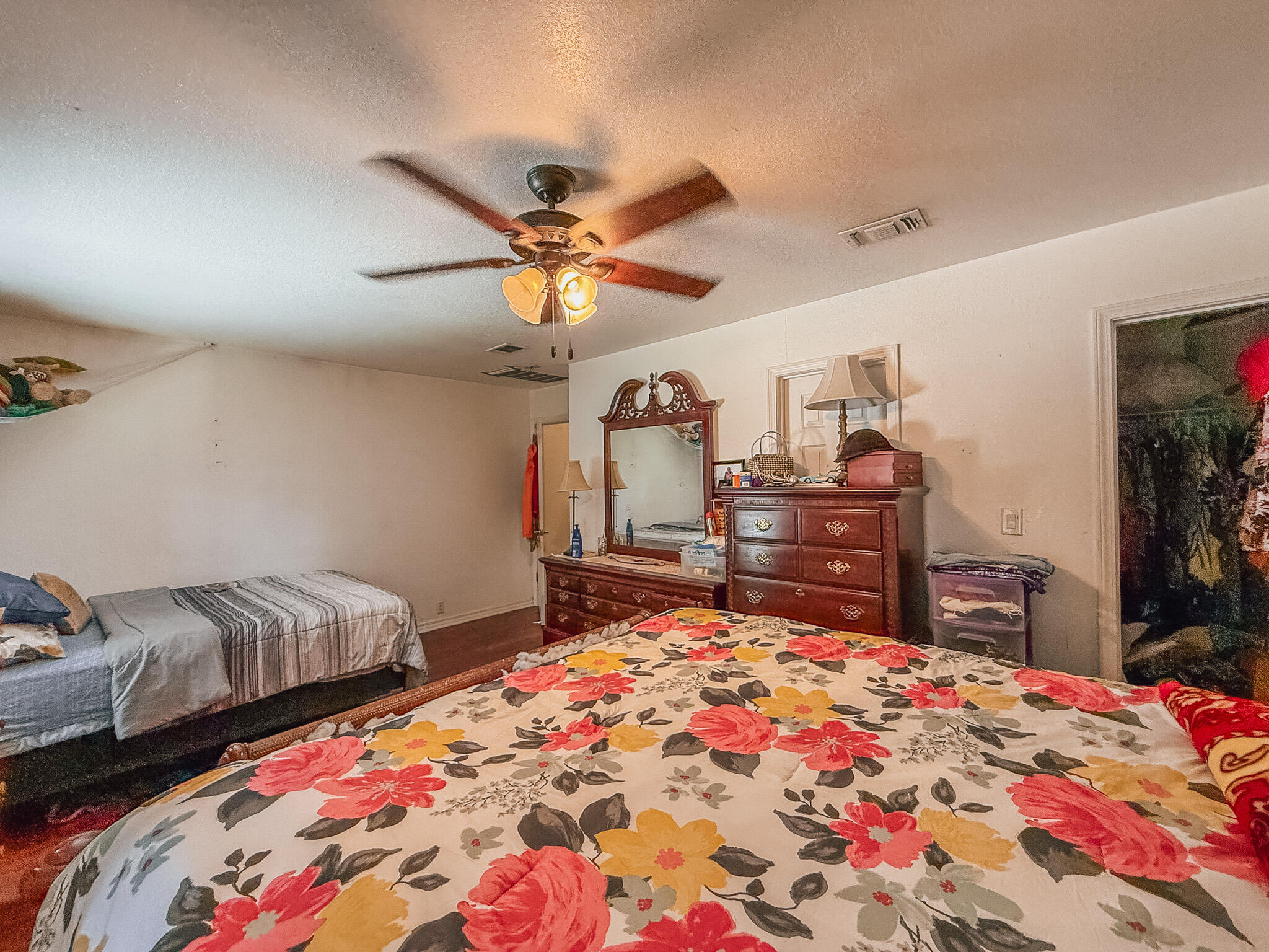 Crestview, Florida, 32539, United States, 4 Bedrooms Bedrooms, ,4 BathroomsBathrooms,Residential,For Sale,1907625