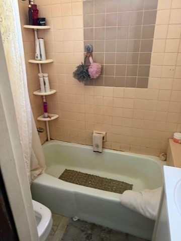 East Boston, Massachusetts, 02128, United States, 6 Bedrooms Bedrooms, ,3 BathroomsBathrooms,Residential,For Sale,2048747