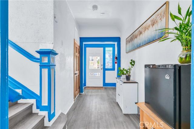 Los Angeles, California, 90007, United States, ,Residential,For Sale,1979301