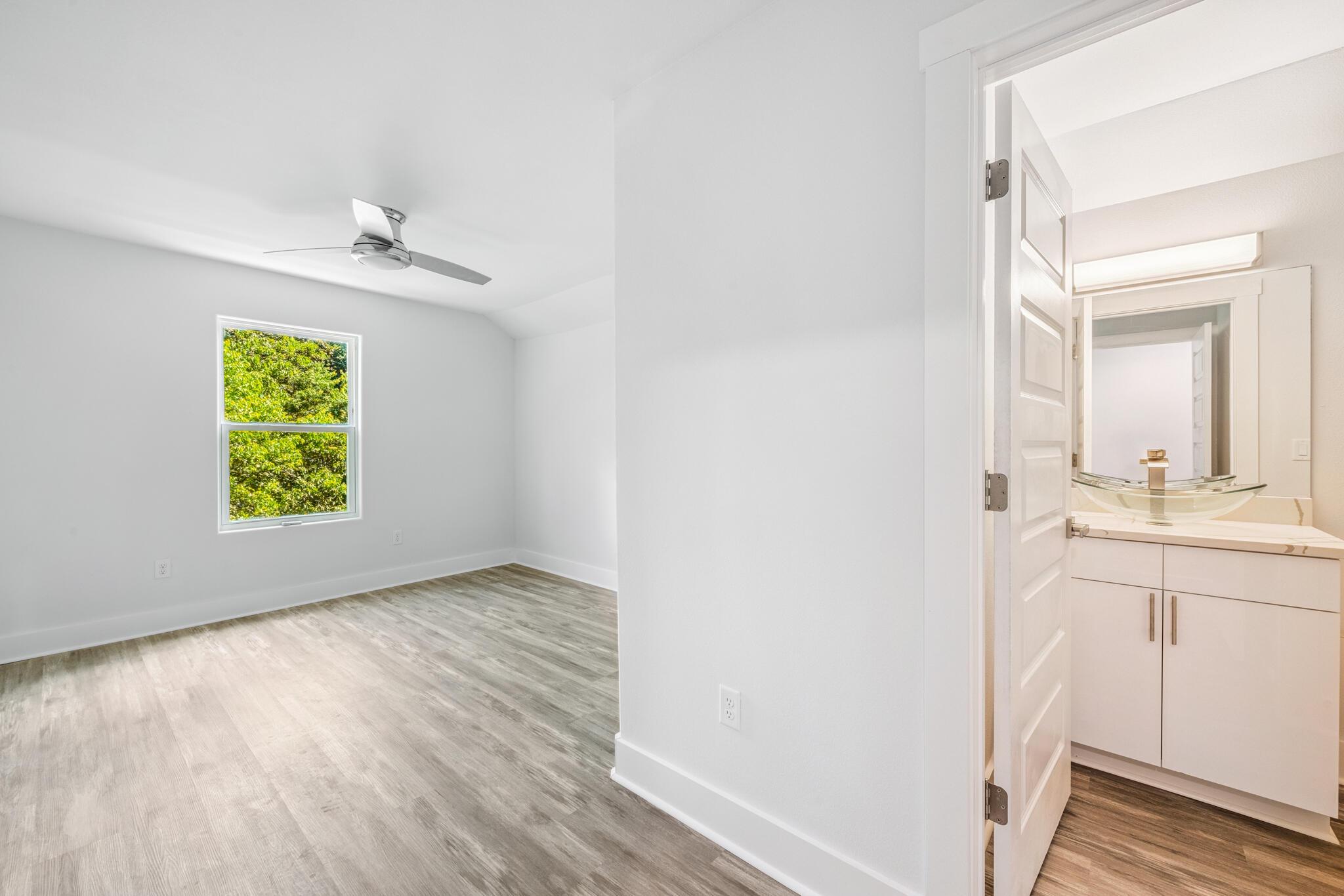 Niceville, Florida, 32578, United States, 5 Bedrooms Bedrooms, ,4 BathroomsBathrooms,Residential,For Sale,2009314