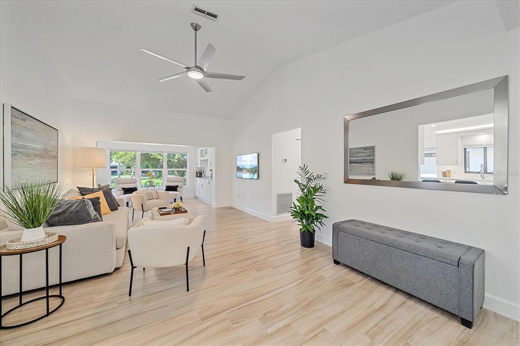 Sarasota, Florida, 34231, United States, 3 Bedrooms Bedrooms, ,2 BathroomsBathrooms,Residential,For Sale,1987968