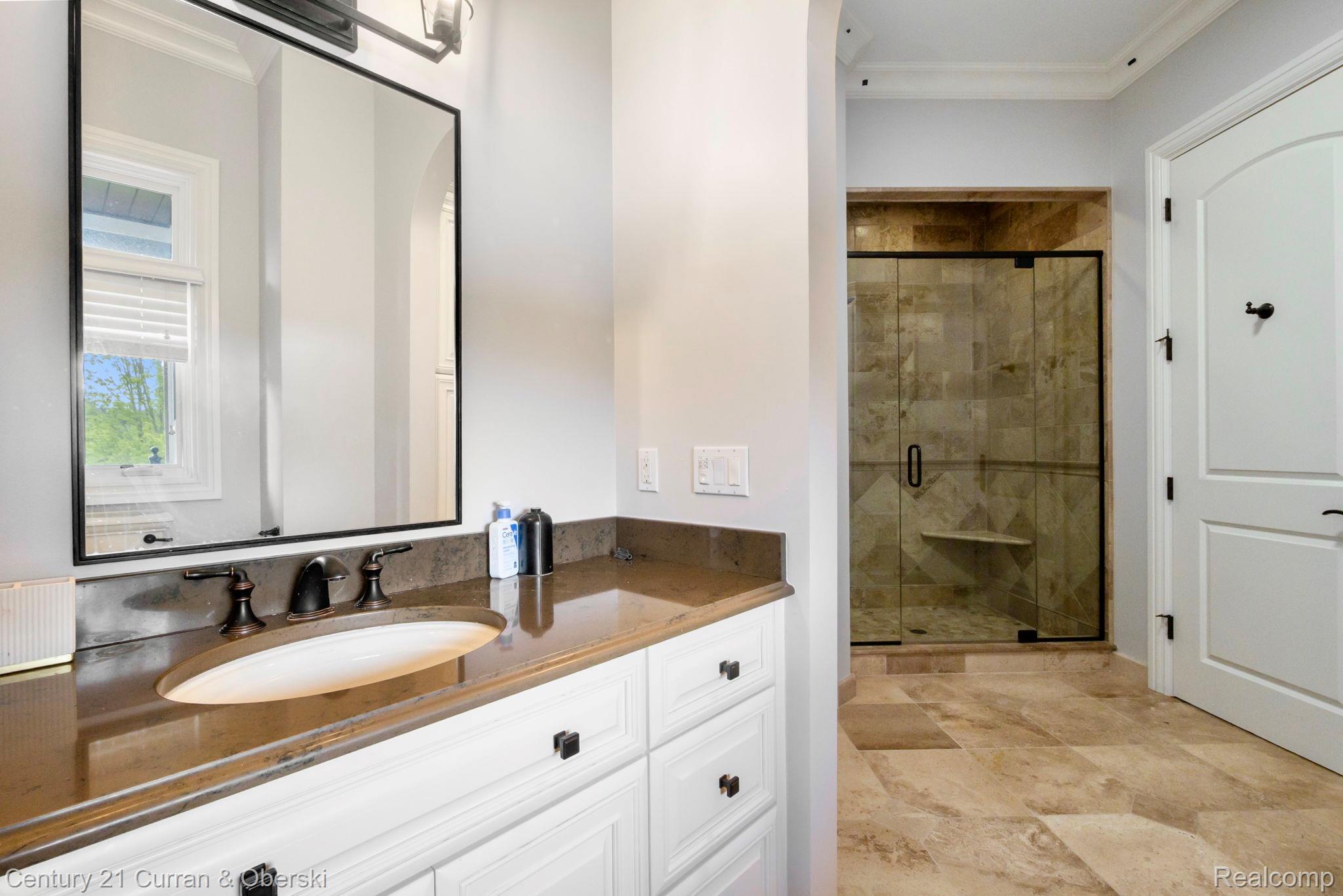 South Lyon, Michigan, 48178, United States, 6 Bedrooms Bedrooms, ,8 BathroomsBathrooms,Residential,For Sale,1976277