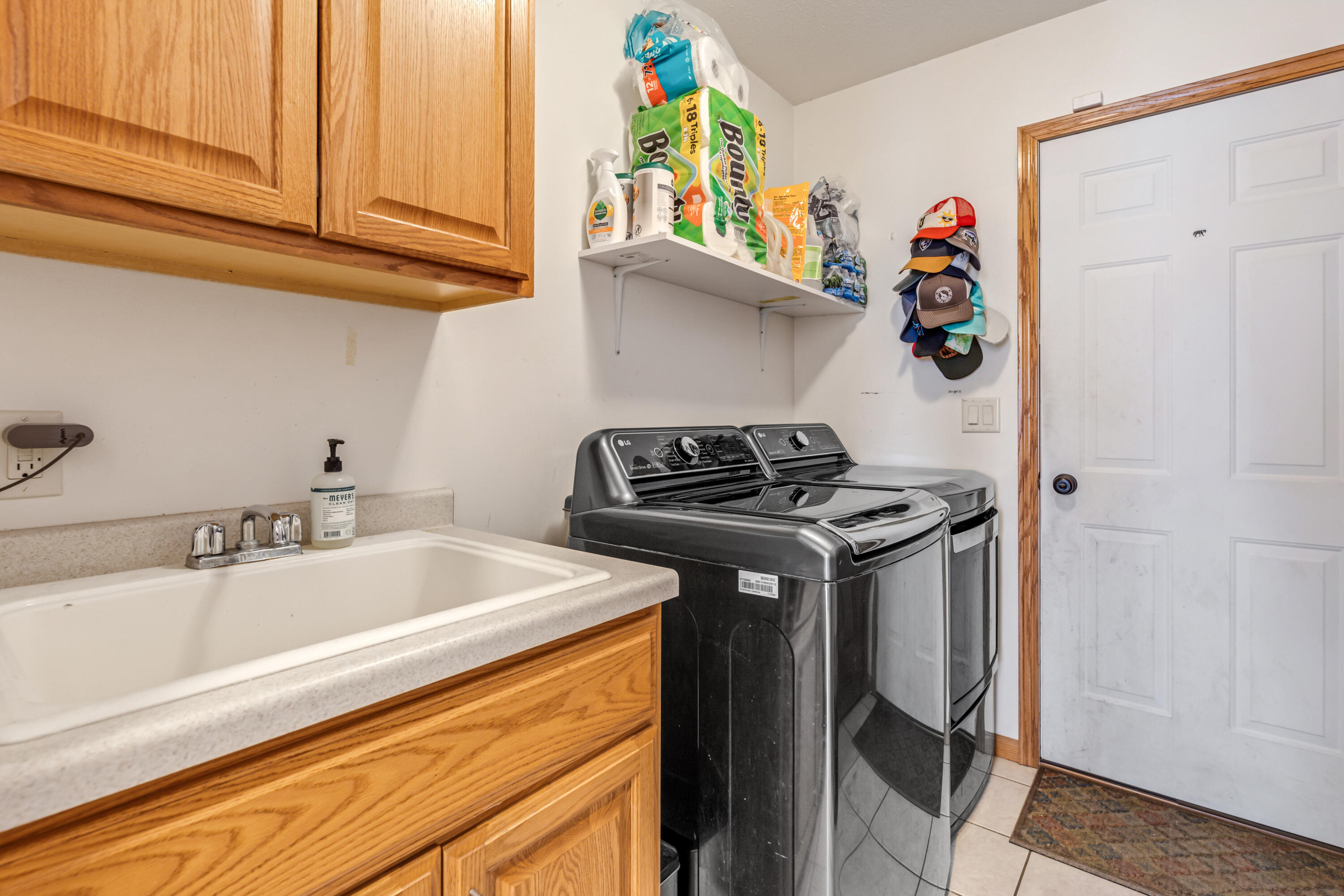 Shelby, Wisconsin, 54601, United States, 4 Bedrooms Bedrooms, ,4 BathroomsBathrooms,Residential,For Sale,2000335