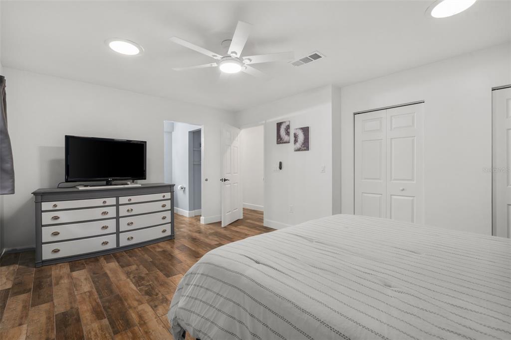 Archer, Florida, 32618, United States, 4 Bedrooms Bedrooms, ,3 BathroomsBathrooms,Residential,For Sale,1902642